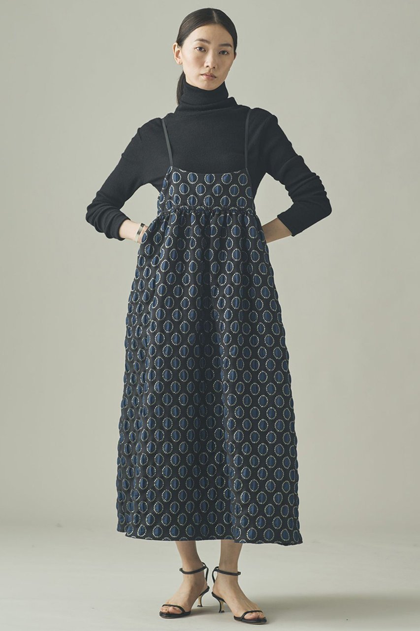 【カレンソロジー/Curensology】の〈C.S.G〉サークルドットワンピース インテリア・キッズ・メンズ・レディースファッション・服の通販 founy(ファニー) 　ファッション　Fashion　レディースファッション　Fashion for Women　ワンピース　Dresses　チュニック　Tunic Tops & Dresses　キャミソール　Camisole, Spaghetti Strap Top　キャミワンピース　Cami Dress, Slip Dress　ジャカード／ジャガード　Jacquard, Woven Pattern　タートルネック　Turtleneck, High Neck　チュニック　Tunic, Long Top　ドット　Polka Dot, Dot Pattern　フランス　France, French　ロング　Long, Long-Length　エレガント 上品　Elegant　ブラック|ID: prp329100004901313 ipo3291000000036676373