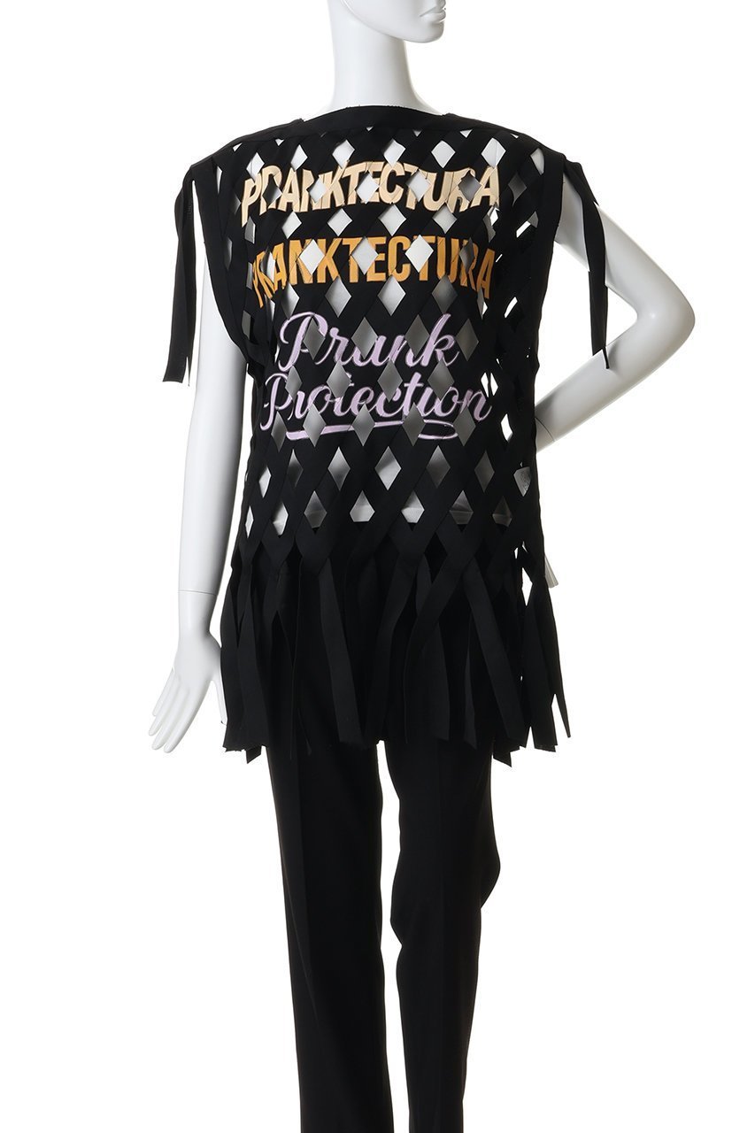 【プランク プロジェクト/PRANK PROJECT】のロゴプリントリボンTシャツ 人気、トレンドファッション・服の通販 founy(ファニー) 　ファッション　Fashion　レディースファッション　Fashion for Women　トップス・カットソー　Cut & Sew Tops　シャツ・ブラウス・オフィスカジュアル　Elegant Blouses & Button-Ups　ロングTシャツ・Tシャツ　Longline T-Shirts & Tees　カットソー・ベーシックTシャツ　Cut-and-Sewn Tops / Stretch Tees & Basics　インナー　Innerwear　ショート　Short, Short Length　スリーブ　Sleeve, Long Sleeve / Short Sleeve　プリント　Print, Printed Pattern　メッシュ　Mesh, Net Fabric　other-2|ID: prp329100004901675 ipo3291000000036680207