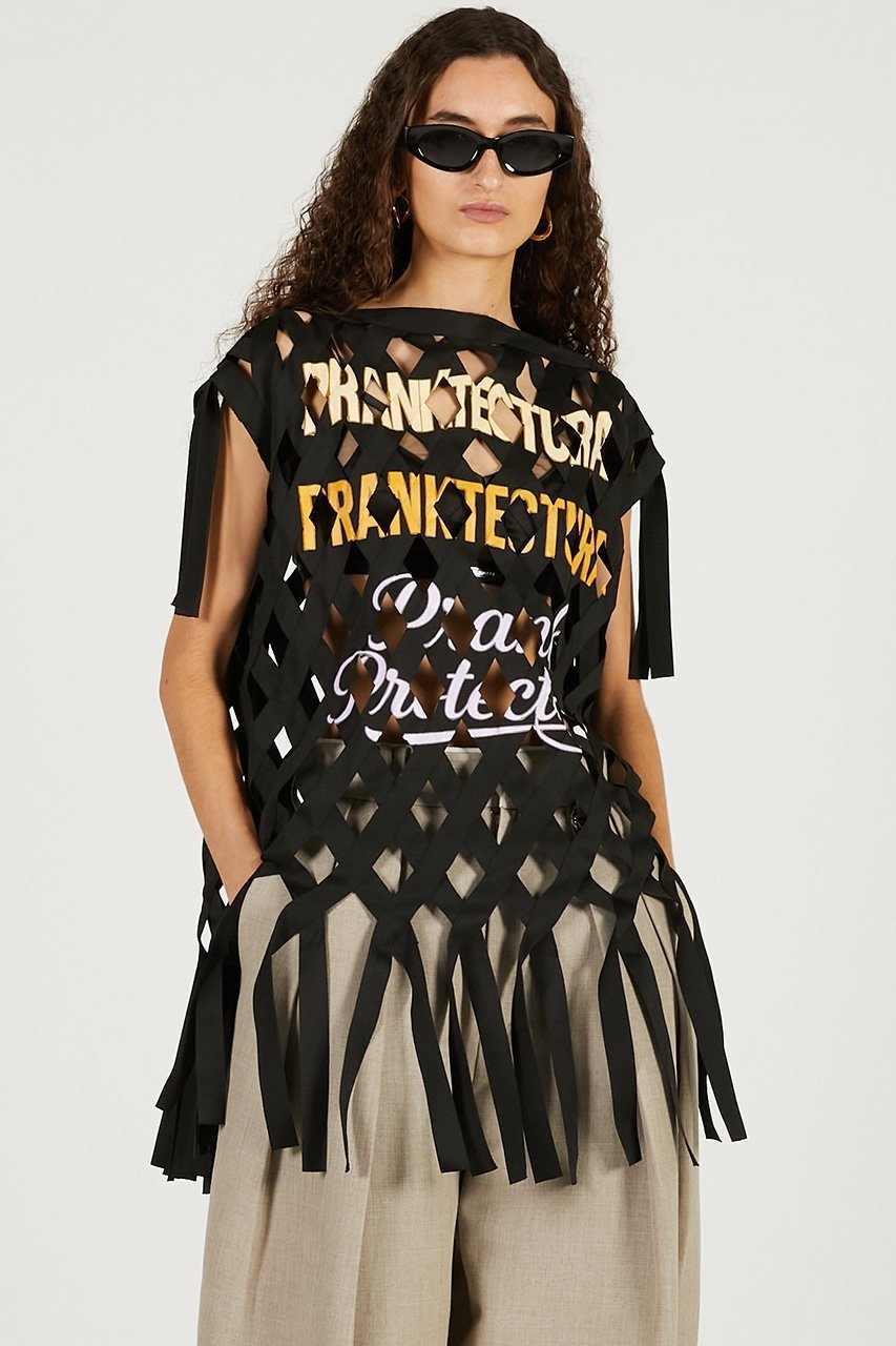 【プランク プロジェクト/PRANK PROJECT】のロゴプリントリボンTシャツ 人気、トレンドファッション・服の通販 founy(ファニー) 　ファッション　Fashion　レディースファッション　Fashion for Women　トップス・カットソー　Cut & Sew Tops　シャツ・ブラウス・オフィスカジュアル　Elegant Blouses & Button-Ups　ロングTシャツ・Tシャツ　Longline T-Shirts & Tees　カットソー・ベーシックTシャツ　Cut-and-Sewn Tops / Stretch Tees & Basics　インナー　Innerwear　ショート　Short, Short Length　スリーブ　Sleeve, Long Sleeve / Short Sleeve　プリント　Print, Printed Pattern　メッシュ　Mesh, Net Fabric　other-6|ID: prp329100004901675 ipo3291000000036680211