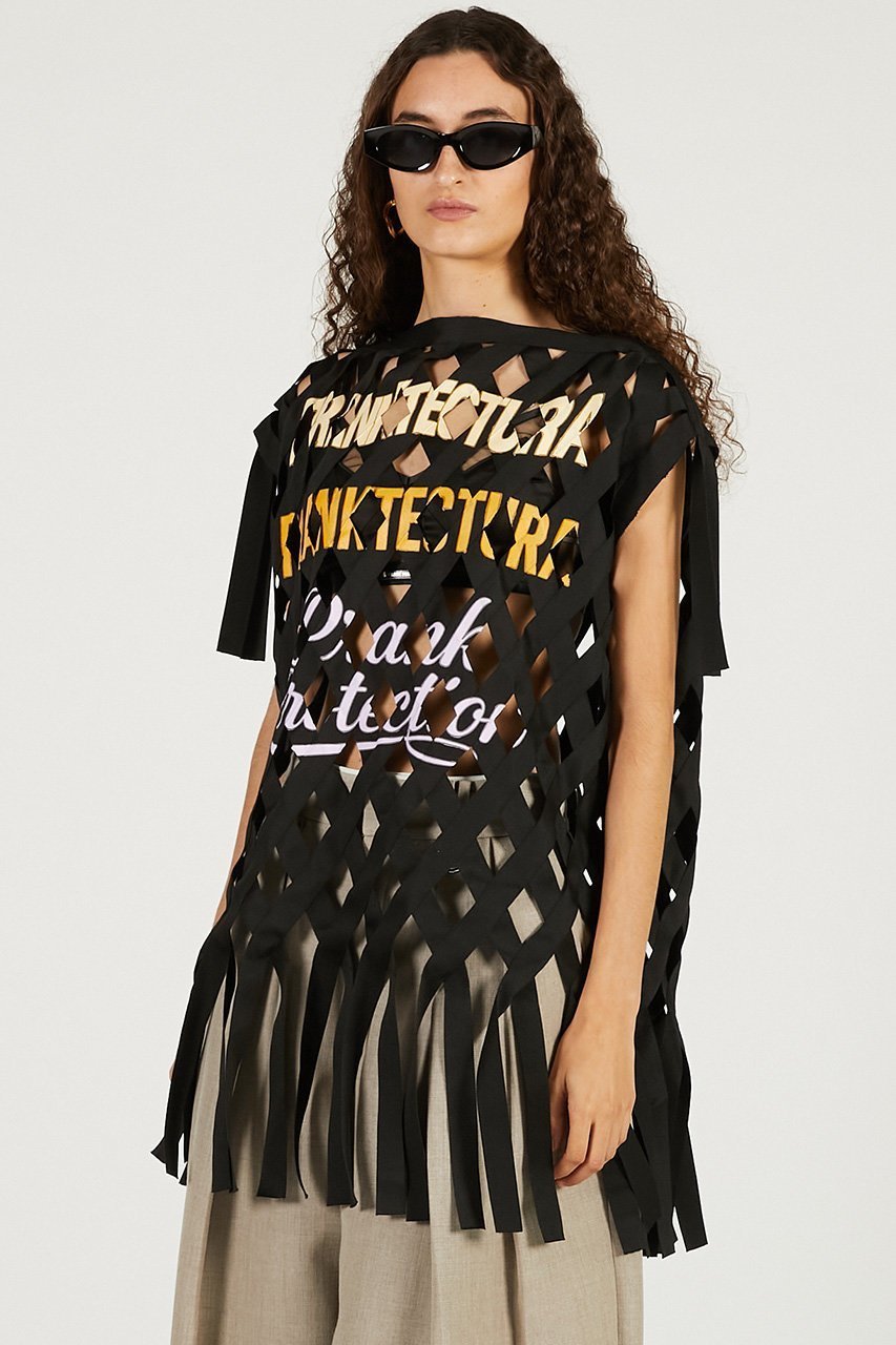 【プランク プロジェクト/PRANK PROJECT】のロゴプリントリボンTシャツ 人気、トレンドファッション・服の通販 founy(ファニー) 　ファッション　Fashion　レディースファッション　Fashion for Women　トップス・カットソー　Cut & Sew Tops　シャツ・ブラウス・オフィスカジュアル　Elegant Blouses & Button-Ups　ロングTシャツ・Tシャツ　Longline T-Shirts & Tees　カットソー・ベーシックTシャツ　Cut-and-Sewn Tops / Stretch Tees & Basics　インナー　Innerwear　ショート　Short, Short Length　スリーブ　Sleeve, Long Sleeve / Short Sleeve　プリント　Print, Printed Pattern　メッシュ　Mesh, Net Fabric　other-7|ID: prp329100004901675 ipo3291000000036680212