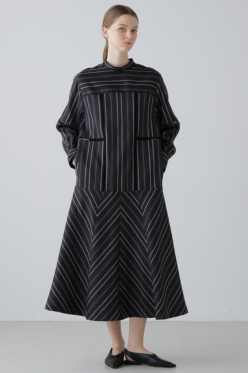 【アドーア/ADORE】のマルチストライプジャガードワンピース 人気、トレンドファッション・服の通販 founy(ファニー) 　ファッション　Fashion　レディースファッション　Fashion for Women　ワンピース　Dresses　チュニック　Tunic Tops & Dresses　ジャカード／ジャガード　Jacquard, Woven Pattern　ストライプ　Stripe, Striped Pattern　チュニック　Tunic, Long Top　ボーダー　Border, Stripe　レース　Lace, Lace Fabric　ロング　Long, Long-Length　エレガント 上品　Elegant　other-2|ID: prp329100004901743 ipo3291000000036680823