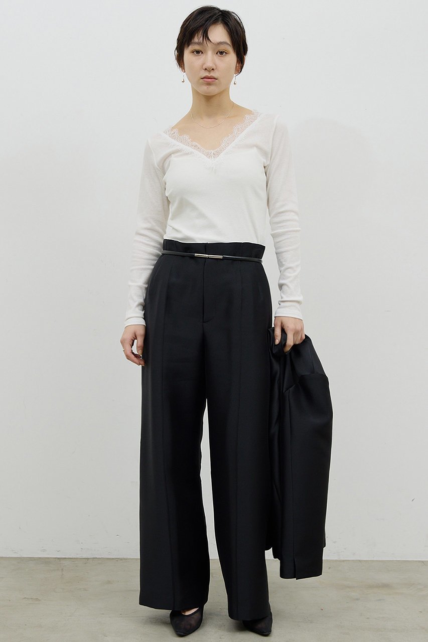 【ガリャルダガランテ/GALLARDAGALANTE】のVレースロンTee 人気、トレンドファッション・服の通販 founy(ファニー) ファッション Fashion レディースファッション Fashion for Women トップス・カットソー Cut & Sew Tops シャツ・ブラウス・オフィスカジュアル Elegant Blouses & Button-Ups ロングTシャツ・Tシャツ Longline T-Shirts & Tees カットソー・ベーシックTシャツ Cut-and-Sewn Tops / Stretch Tees & Basics おすすめ Recommended / Our Picks インナー Innerwear カットソー Cut and Sewn Top スリーブ Sleeve, Long Sleeve / Short Sleeve デコルテ Décolleté, Neckline マニッシュ Mannish, Boyish レース Lace, Lace Fabric ロング Long, Long-Length other-2|ID: prp329100004901754 ipo3291000000036711717