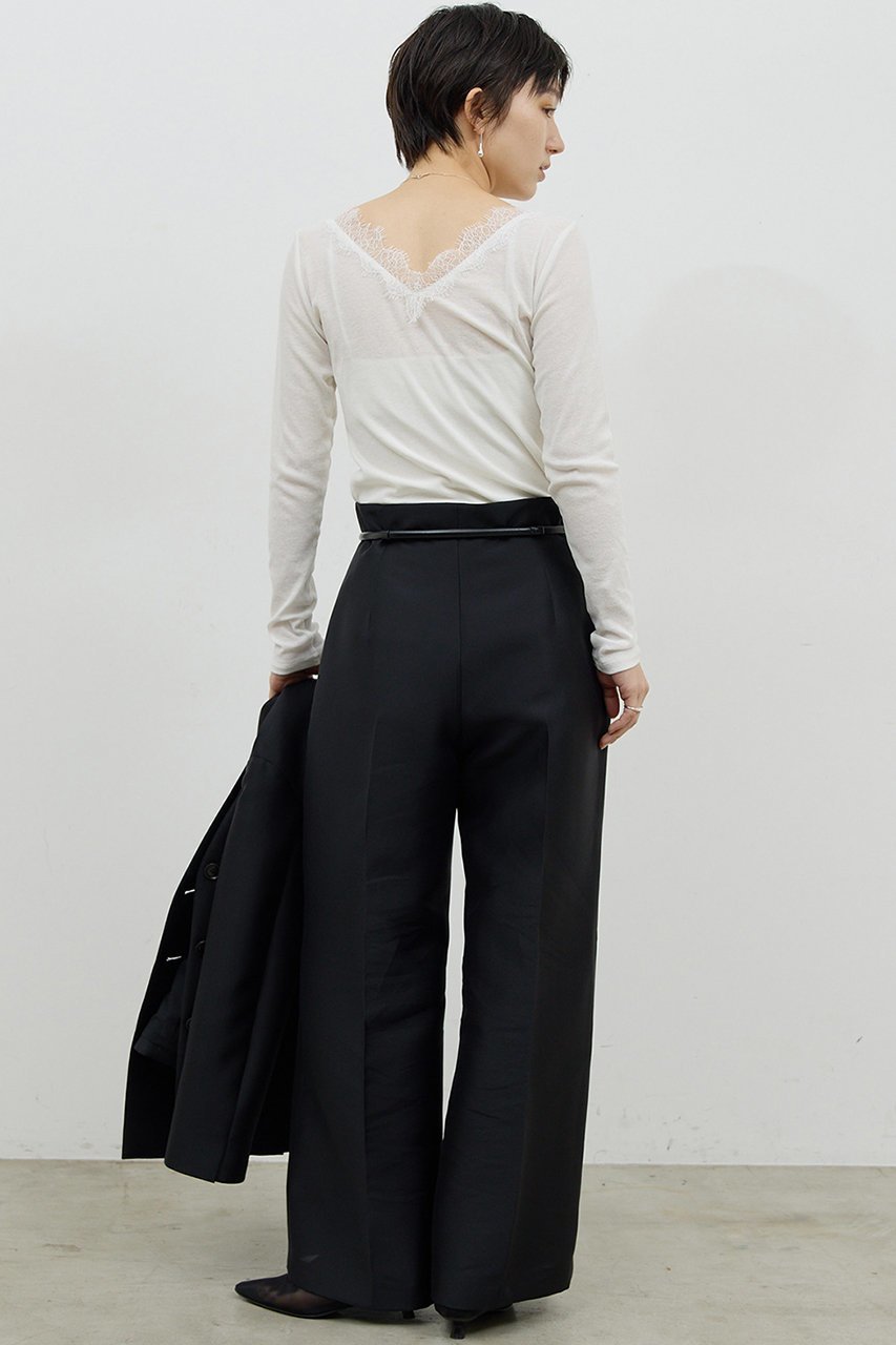 【ガリャルダガランテ/GALLARDAGALANTE】のVレースロンTee 人気、トレンドファッション・服の通販 founy(ファニー) ファッション Fashion レディースファッション Fashion for Women トップス・カットソー Cut & Sew Tops シャツ・ブラウス・オフィスカジュアル Elegant Blouses & Button-Ups ロングTシャツ・Tシャツ Longline T-Shirts & Tees カットソー・ベーシックTシャツ Cut-and-Sewn Tops / Stretch Tees & Basics おすすめ Recommended / Our Picks インナー Innerwear カットソー Cut and Sewn Top スリーブ Sleeve, Long Sleeve / Short Sleeve デコルテ Décolleté, Neckline マニッシュ Mannish, Boyish レース Lace, Lace Fabric ロング Long, Long-Length other-5|ID: prp329100004901754 ipo3291000000036711720