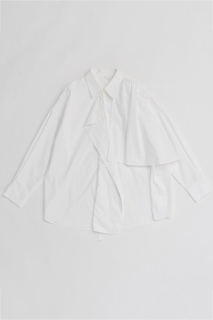 【メゾンスペシャル/MAISON SPECIAL】のAsymmetrical drape shirt/アシンメトリードレープシャツ インテリア・キッズ・メンズ・レディースファッション・服の通販 founy(ファニー) https://founy.com/ ファッション Fashion レディースファッション Fashion for Women トップス・カットソー Cut & Sew Tops シャツ・ブラウス・オフィスカジュアル Elegant Blouses & Button-Ups アシンメトリー Asymmetrical Style スリーブ Sleeve, Long Sleeve / Short Sleeve フォルム Silhouette, Form フレア Flare, Flared ロング Long, Long-Length |ID: prp329100004901768 ipo3291000000036908766