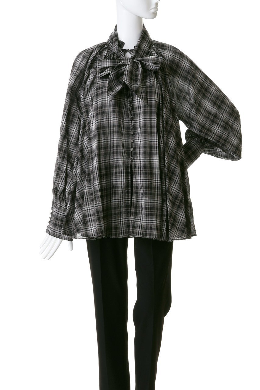 【メゾンスペシャル/MAISON SPECIAL】のV-neck voluminous blouse/タイ付Vネックボリュームブラウス 大人の最旬トレンドファッション＆コーディネート founy(ファウニー) 　ファッション　Fashion　レディースファッション　Fashion for Women　トップス・カットソー　Cut & Sew Tops　シャツ・ブラウス・オフィスカジュアル　Elegant Blouses & Button-Ups　Vネックトップス　V-Neck Tops / V-Cut Neckline Shirts　キュプラ　Cupro, Eco Fabric　ストライプ　Stripe, Striped Pattern　スリーブ　Sleeve, Long Sleeve / Short Sleeve　チェック　Check, Plaid, Tartan　フラット　Flat, Flat Shoes　フロント　Front, Front Design　マフラー　Scarf, Muffler　リボン　Ribbon, Bow　ロング　Long, Long-Length　other-2|ID: prp329100004901782 ipo3291000000036681247