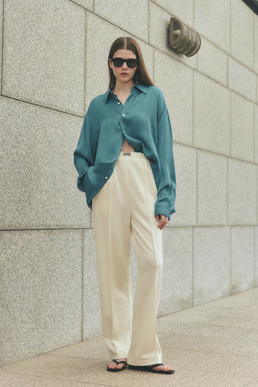 【シンゾーン/Shinzone】のシルキーキュプラシャツ 大人の最旬トレンドファッション＆コーディネート founy(ファウニー) 　ファッション　Fashion　レディースファッション　Fashion for Women　トップス・カットソー　Cut & Sew Tops　シャツ・ブラウス・オフィスカジュアル　Elegant Blouses & Button-Ups　オケージョン　Occasion Wear　キュプラ　Cupro, Eco Fabric　サテン　Satin, Glossy Fabric　スリーブ　Sleeve, Long Sleeve / Short Sleeve　フィット　Fit, Slim Fit　ロング　Long, Long-Length　エレガント 上品　Elegant　定番　Standard, Basic Item　other-6|ID: prp329100004901881 ipo3291000000036950831