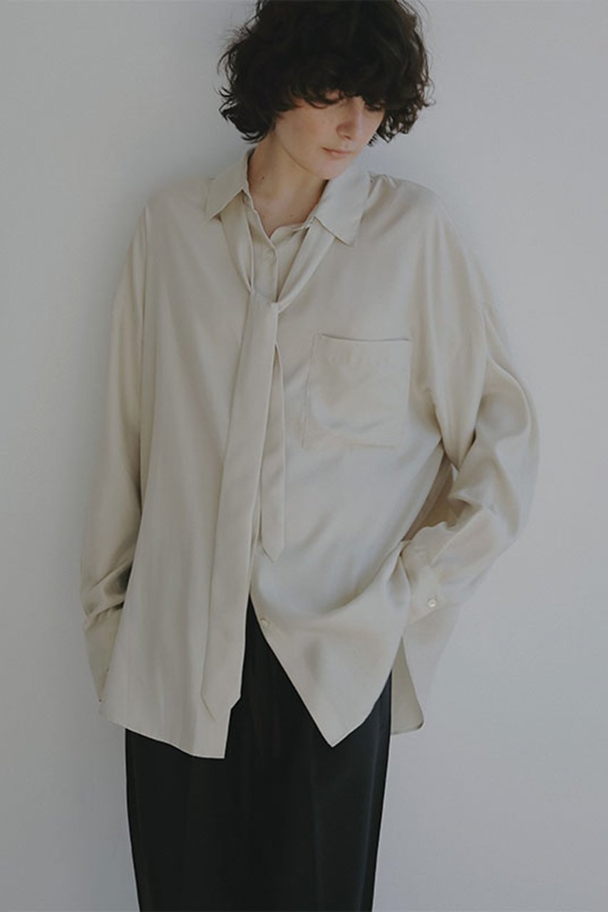 【エトレトウキョウ/ETRE TOKYO】のキュプラネクタイオーバーサイズシャツ インテリア・キッズ・メンズ・レディースファッション・服の通販 founy(ファニー) 　ファッション　Fashion　レディースファッション　Fashion for Women　トップス・カットソー　Cut & Sew Tops　シャツ・ブラウス・オフィスカジュアル　Elegant Blouses & Button-Ups　カフス　Cuff Design　キュプラ　Cupro, Eco Fabric　シンプル　Simple, Minimal　スリーブ　Sleeve, Long Sleeve / Short Sleeve　とろみ　Fluid, Flowy Fabric　ドレープ　Drape, Draping Fabric　なめらか　Smooth, Silky Texture　フロント　Front, Front Design　ポケット　Pocket, Pocket Detail　リラックス　Relax, Relaxed Fit　ロング　Long, Long-Length　エレガント 上品　Elegant　ライトベージュ|ID: prp329100004901936 ipo3291000000036683216