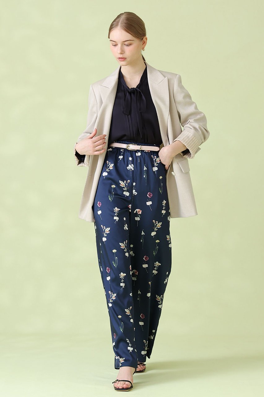 【アナイ/ANAYI】の【セットアップ対象商品】ストレッチダブルサテンボウタックブラウス 人気、トレンドファッション・服の通販 founy(ファニー) 　ファッション　Fashion　レディースファッション　Fashion for Women　トップス・カットソー　Cut & Sew Tops　シャツ・ブラウス・オフィスカジュアル　Elegant Blouses & Button-Ups　なめらか　Smooth, Silky Texture　サテン　Satin, Glossy Fabric　ジャケット　Jacket, Outerwear　ストレッチ　Stretch, Stretchy Fabric　スリーブ　Sleeve, Long Sleeve / Short Sleeve　セットアップ　Set-Up, Coordinated Outfit　リボン　Ribbon, Bow　ロング　Long, Long-Length　エレガント 上品　Elegant　長袖　Long Sleeve, Full Sleeve　other-8|ID: prp329100004902034 ipo3291000000036684180