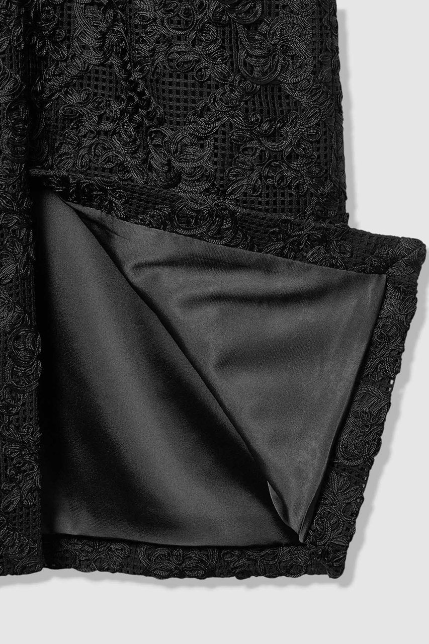 【アルアバイル/allureville】の【LOULOU WILLOUGHBY】コード刺繍ドッキングワンピース 人気、トレンドファッション・服の通販 founy(ファニー) ファッション Fashion レディースファッション Fashion for Women ワンピース Dresses チュニック Tunic Tops & Dresses コンパクト Compact, Small Size サテン Satin, Glossy Fabric ストレッチ Stretch, Stretchy Fabric チュニック Tunic, Long Top チュール Tulip, Tulip Motif ドッキング Docking, Mixed Material レース Lace, Lace Fabric エレガント 上品 Elegant other-5|ID: prp329100004902113 ipo3291000000036684917