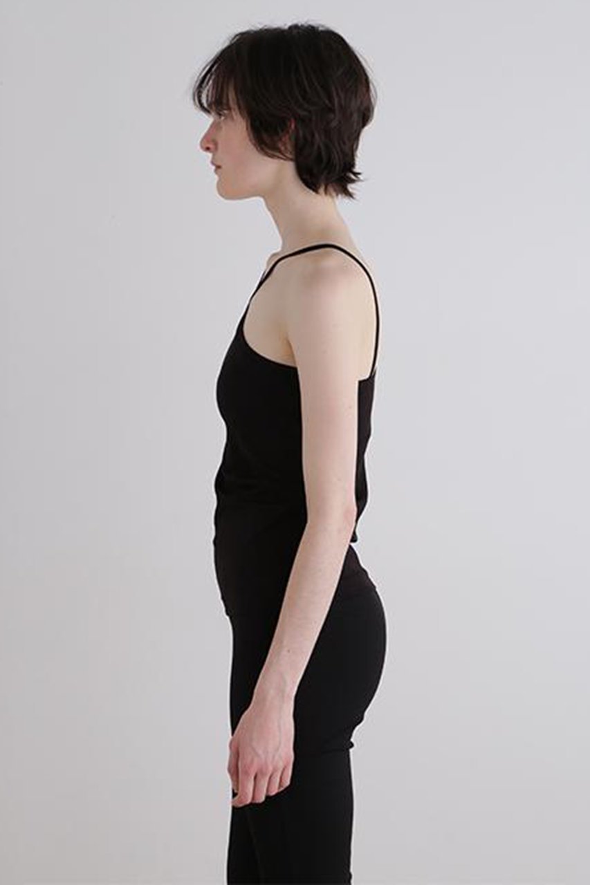 【ル フィル/LE PHIL】のカップインキャミトップV 人気、トレンドファッション・服の通販 founy(ファニー) 　ファッション　Fashion　レディースファッション　Fashion for Women　トップス・カットソー　Cut & Sew Tops　キャミソール&ノースリーブ　Camisoles & Sleeveless Tops　シャツ・ブラウス・オフィスカジュアル　Elegant Blouses & Button-Ups　ロングTシャツ・Tシャツ　Longline T-Shirts & Tees　カットソー・ベーシックTシャツ　Cut-and-Sewn Tops / Stretch Tees & Basics　おすすめ　Recommended / Our Picks　キャミソール　Camisole, Spaghetti Strap Top　ジャケット　Jacket, Outerwear　タンク　Tank Top, Sleeveless Top　ラップ　Wrap, Wrap Design　エレガント 上品　Elegant　other-4|ID: prp329100004902158 ipo3291000000036712432