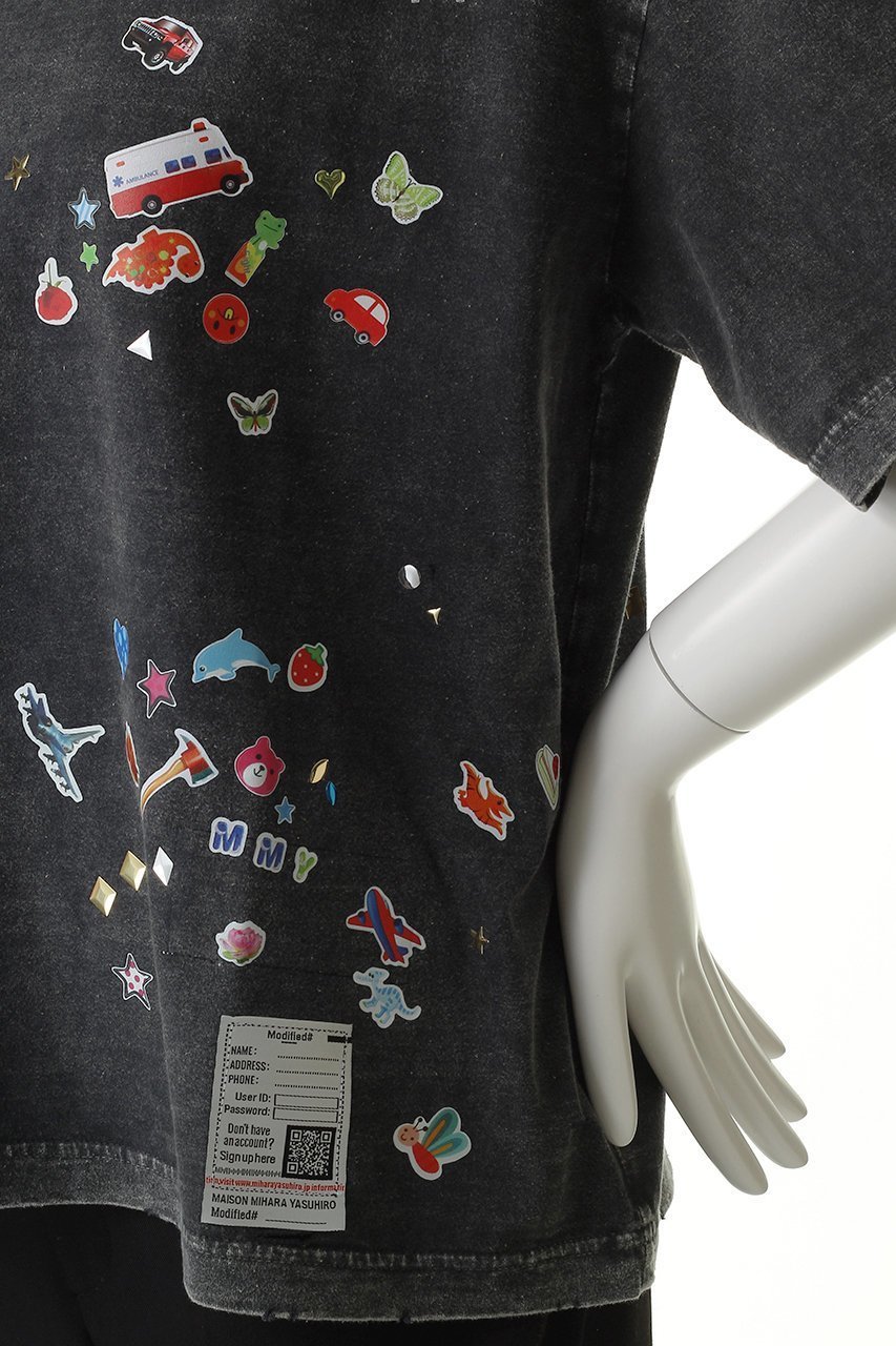 【メゾン ミハラヤスヒロ/Maison MIHARA YASUHIRO】の【Maison MIHARA YASUHIRO】BLEACHED KIDS STICKER Tシャツ 人気、トレンドファッション・服の通販 founy(ファニー) 　ファッション　Fashion　レディースファッション　Fashion for Women　トップス・カットソー　Cut & Sew Tops　シャツ・ブラウス・オフィスカジュアル　Elegant Blouses & Button-Ups　ロングTシャツ・Tシャツ　Longline T-Shirts & Tees　カットソー・ベーシックTシャツ　Cut-and-Sewn Tops / Stretch Tees & Basics　ショート　Short, Short Length　スリーブ　Sleeve, Long Sleeve / Short Sleeve　ダメージ　Distressed, Destroyed　other-6|ID: prp329100004902212 ipo3291000000036685924