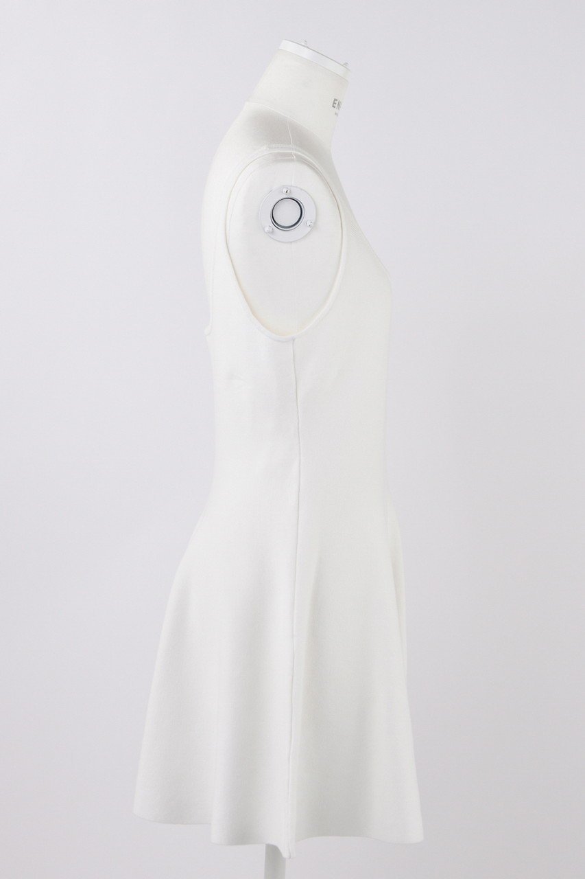 【エンフォルド/ENFOLD】のFLARE CAMISOLE/キャミソール 人気、トレンドファッション・服の通販 founy(ファニー) 　ファッション　Fashion　レディースファッション　Fashion for Women　トップス・カットソー　Cut & Sew Tops　キャミソール&ノースリーブ　Camisoles & Sleeveless Tops　シャツ・ブラウス・オフィスカジュアル　Elegant Blouses & Button-Ups　ロングTシャツ・Tシャツ　Longline T-Shirts & Tees　カットソー・ベーシックTシャツ　Cut-and-Sewn Tops / Stretch Tees & Basics　キャミソール　Camisole, Spaghetti Strap Top　コンパクト　Compact, Small Size　タンク　Tank Top, Sleeveless Top　ペプラム　Peplum, Flared Hem　other-4|ID: prp329100004902215 ipo3291000000036685947