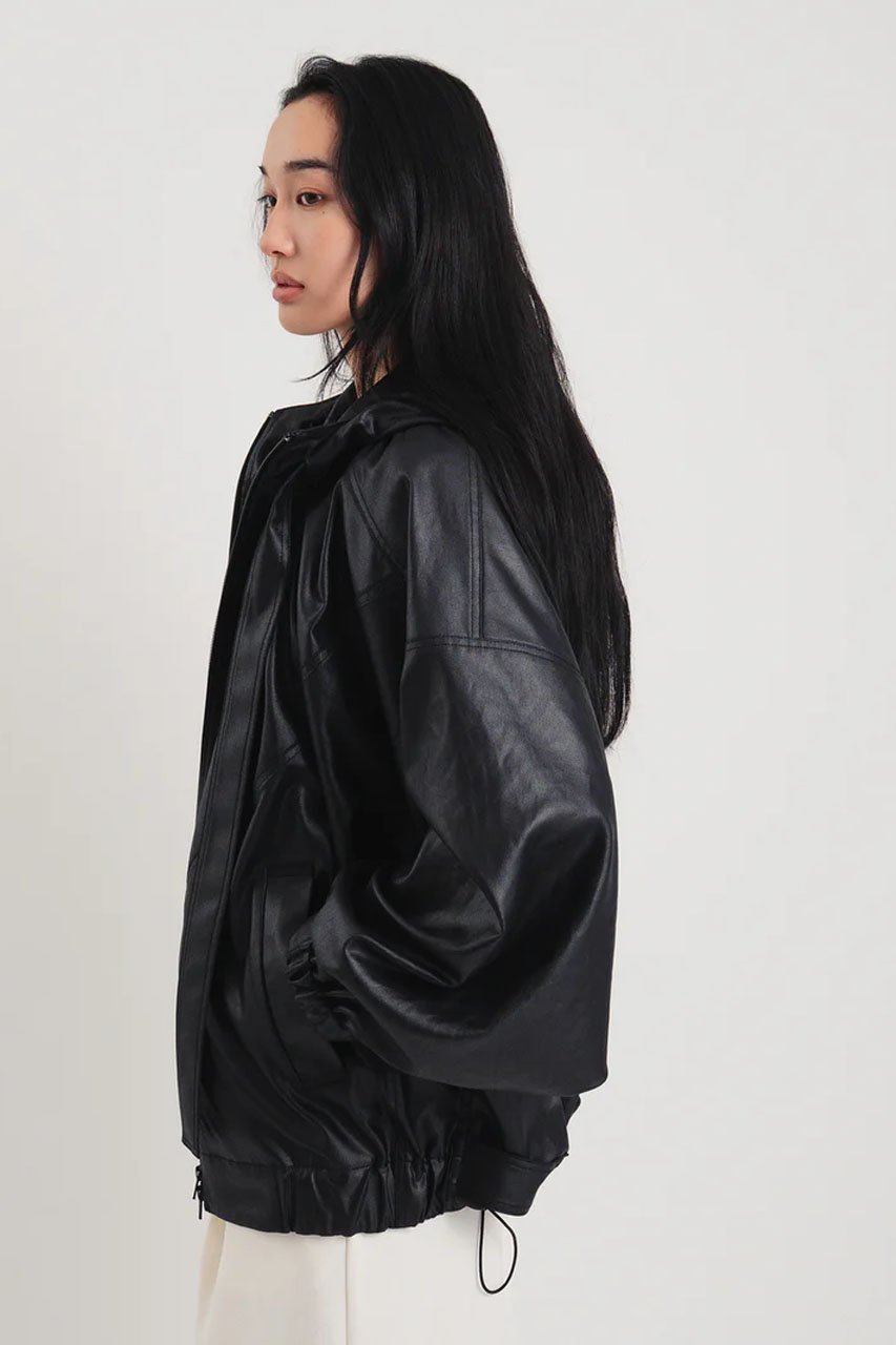 【スタニングルアー/STUNNING LURE】のrボリュームギャザーフーディー 人気、トレンドファッション・服の通販 founy(ファニー) ファッション Fashion レディースファッション Fashion for Women トップス・カットソー Cut & Sew Tops シャツ・ブラウス・オフィスカジュアル Elegant Blouses & Button-Ups レディースパーカー・カジュアルフーディー Casual Hoodies & Sweatshirts ロングTシャツ・Tシャツ Longline T-Shirts & Tees スウェット・クルーネックトップス Sweatshirts & Crewnecks / Relaxed Fit Sweat Tops カットソー・ベーシックTシャツ Cut-and-Sewn Tops / Stretch Tees & Basics ギャザー Gathered, Ruffled ジョーゼット Georgette, Semi-Sheer Fabric ブルゾン Blouson, Bomber Jacket ヴィンテージ Vintage Style other-7|ID: prp329100004902222 ipo3291000000036686011