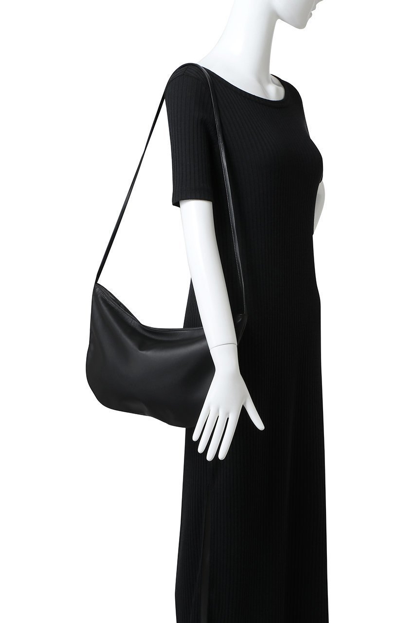 【ザ ロウ/THE ROW】のEW IZZY 人気、トレンドファッション・服の通販 founy(ファニー) 　ファッション　Fashion　レディースファッション　Fashion for Women　バッグ　Bags　なめらか　Smooth, Silky Texture　ショルダー　Shoulder, Shoulder Strap　スリム　Slim, Slim Fit　フォルム　Silhouette, Form　ポシェット　Pochette, Mini Bag　ロング　Long, Long-Length　other-2|ID: prp329100004902392 ipo3291000000036687860