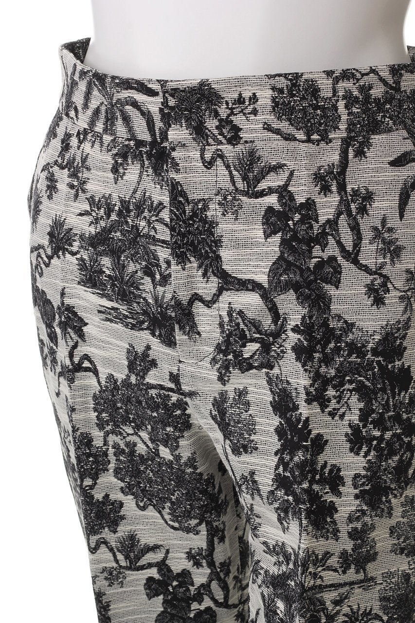 【ジェイドット/j.】のイタリアンジャカードセンタープレスパンツ 人気、トレンドファッション・服の通販 founy(ファニー) ファッション Fashion レディースファッション Fashion for Women パンツ Pants & Trousers イタリア Italy シンプル Simple, Minimal ジャカード/ジャガード Jacquard, Woven Pattern セットアップ Set-Up, Coordinated Outfit センター Center, Center Line ボタニカル Botanical, Floral Pattern エレガント 上品 Elegant other-5|ID: prp329100004902455 ipo3291000000036688623