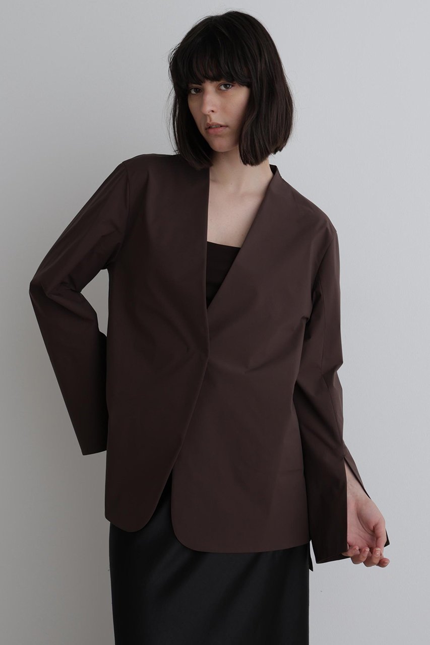 【ル フィル/LE PHIL】のSOLOTEXブロードジャケット 人気、トレンドファッション・服の通販 founy(ファニー) 　ファッション　Fashion　レディースファッション　Fashion for Women　アウター　Coat / Outerwear Collection　レディースジャケット・軽アウター　Jackets　おすすめ　Recommended / Our Picks　ジャケット　Jacket, Outerwear　スタンダード　Standard, Basic　スリット　Slit, Slit Detail　ブロード　Broadcloth, Fine Cotton　リラックス　Relax, Relaxed Fit　エレガント 上品　Elegant　定番　Standard, Basic Item　旅行　Travel　other-2|ID: prp329100004902491 ipo3291000000036689005