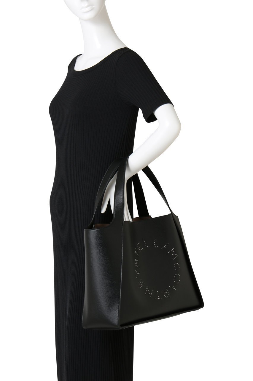 【ステラ マッカートニー/STELLA McCARTNEY】のStella Logo W/Studded トートバッグ 人気、トレンドファッション・服の通販 founy(ファニー) 　ファッション　Fashion　レディースファッション　Fashion for Women　バッグ　Bags　サークル　Circle, Round Design　スマート　Smart, Elegant　ビジネス 仕事 通勤　Business / Work / Commuting　other-2|ID: prp329100004902577 ipo3291000000036689911