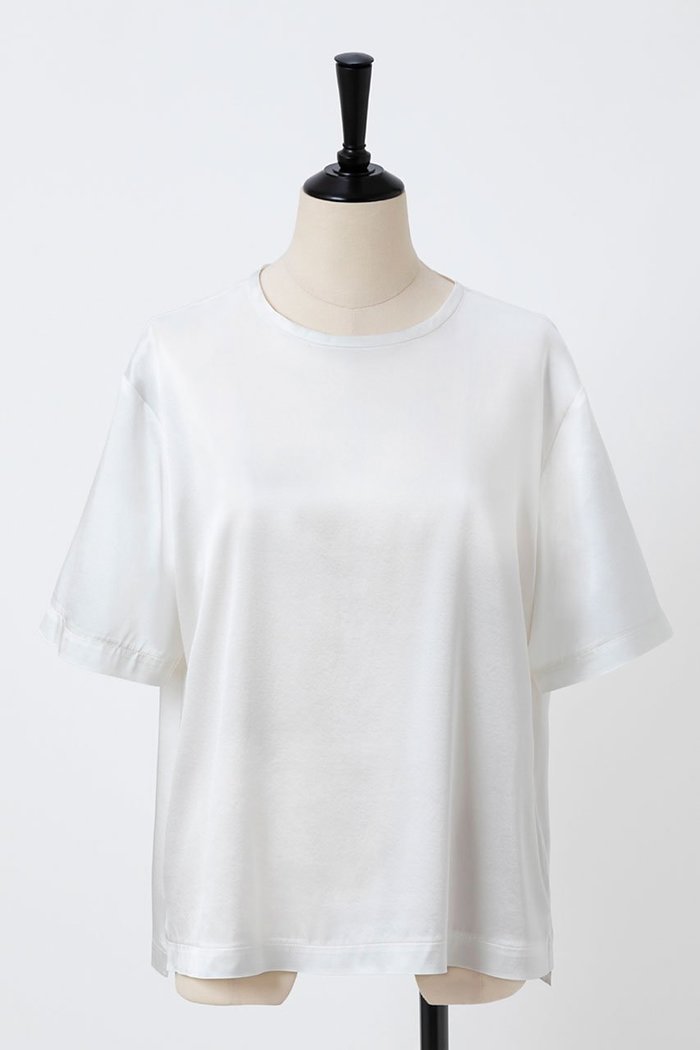 【オーヴィル/EAUVIRE】のウォッシャブルシルクTブラウス インテリア・キッズ・メンズ・レディースファッション・服の通販 founy(ファニー) https://founy.com/ ファッション Fashion レディースファッション Fashion for Women トップス・カットソー Cut & Sew Tops シャツ・ブラウス・オフィスカジュアル Elegant Blouses & Button-Ups ショート Short, Short Length シルク Silk, 100% Silk ストレッチ Stretch, Stretchy Fabric スリーブ Sleeve, Long Sleeve / Short Sleeve エレガント 上品 Elegant 半袖 Short Sleeve, Half Sleeve 定番 Standard, Basic Item |ID: prp329100004902755 ipo3291000000036691643