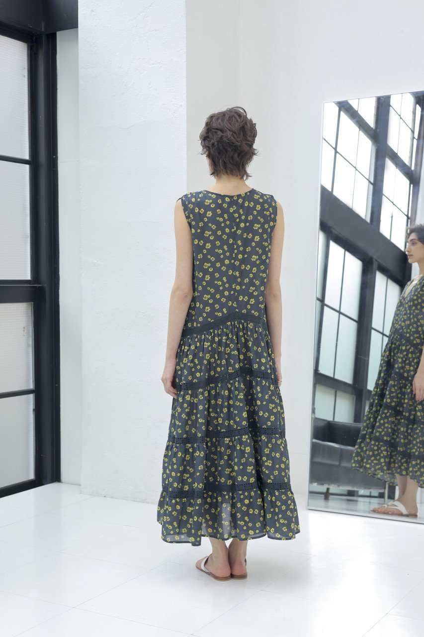 【マーレット/MERLETTE】のWALLIS PRINT フラワープリント Vネックティアードドレス 人気、トレンドファッション・服の通販 founy(ファニー) 　ファッション　Fashion　レディースファッション　Fashion for Women　ワンピース　Dresses　フォーマル・パーティードレス・結婚式用ドレス　Elegant & Casual Dresses　チュニック　Tunic Tops & Dresses　チュニック　Tunic, Long Top　ティアード　Tiered, Tiered Style　ドレス　Dress, One-Piece　フェミニン　Feminine, Girly　フラワー　Flower, Floral　プリント　Print, Printed Pattern　モダン　Modern, Contemporary　other-8|ID: prp329100004902854 ipo3291000000036693593