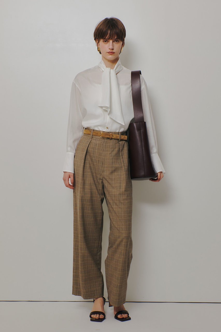 【アルアバイル/allureville】のディープタックチェックパンツ 人気、トレンドファッション・服の通販 founy(ファニー) ファッション Fashion レディースファッション Fashion for Women パンツ Pants & Trousers クール Cool, Chic ジャケット Jacket, Outerwear スラックス Slacks, Dress Pants セットアップ Set-Up, Coordinated Outfit チェック Check, Plaid, Tartan バランス Balance, Style Balance ボトム Bottoms, Lower Wear モダン Modern, Contemporary other-5|ID: prp329100004902866 ipo3291000000036693721