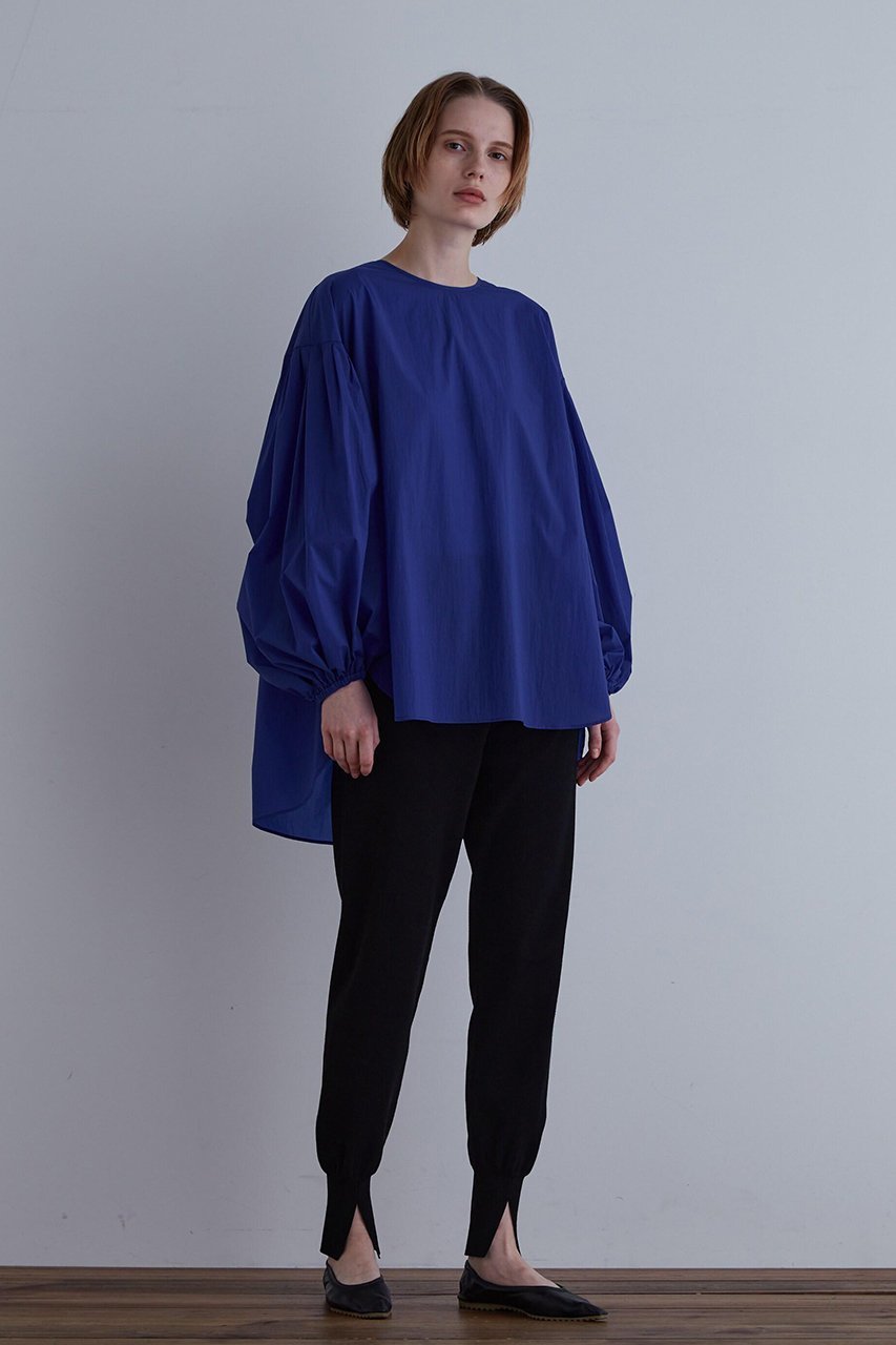 【ル フィル/LE PHIL】のナイロンバックギャザーブラウス 人気、トレンドファッション・服の通販 founy(ファニー) 　ファッション　Fashion　レディースファッション　Fashion for Women　トップス・カットソー　Cut & Sew Tops　シャツ・ブラウス・オフィスカジュアル　Elegant Blouses & Button-Ups　バッグ　Bags　ギャザー　Gathered, Ruffled　シンプル　Simple, Minimal　スリーブ　Sleeve, Long Sleeve / Short Sleeve　ロング　Long, Long-Length　other-3|ID: prp329100004902965 ipo3291000000036694598