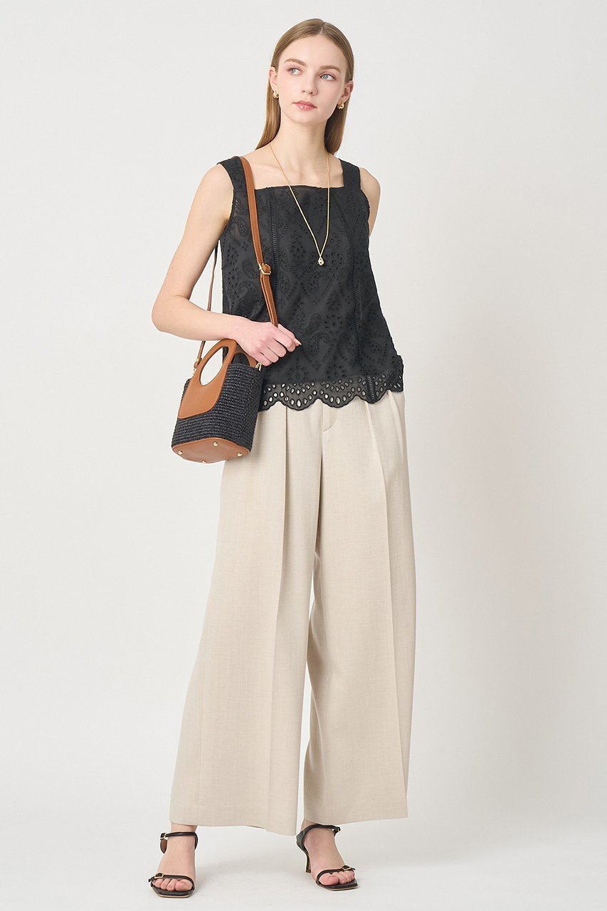 【アナイ/ANAYI】の【セットアップ対応商品】エンブロイダリーキャミソール 人気、トレンドファッション・服の通販 founy(ファニー) 　ファッション　Fashion　レディースファッション　Fashion for Women　トップス・カットソー　Cut & Sew Tops　キャミソール&ノースリーブ　Camisoles & Sleeveless Tops　シャツ・ブラウス・オフィスカジュアル　Elegant Blouses & Button-Ups　おすすめ　Recommended / Our Picks　アンサンブル　Ensemble Set　インナー　Innerwear　エンブロイダリー　Embroidery Design　キャミソール　Camisole, Spaghetti Strap Top　シアー　Sheer, See-Through　シルク　Silk, 100% Silk　ジャケット　Jacket, Outerwear　セットアップ　Set-Up, Coordinated Outfit　ノースリーブ　Sleeveless, No-Sleeve　フロント　Front, Front Design　ボレロ　Bolero, Short Cardigan　レース　Lace, Lace Fabric　無地　Plain, Solid Color　other-8|ID: prp329100004902971 ipo3291000000036694665