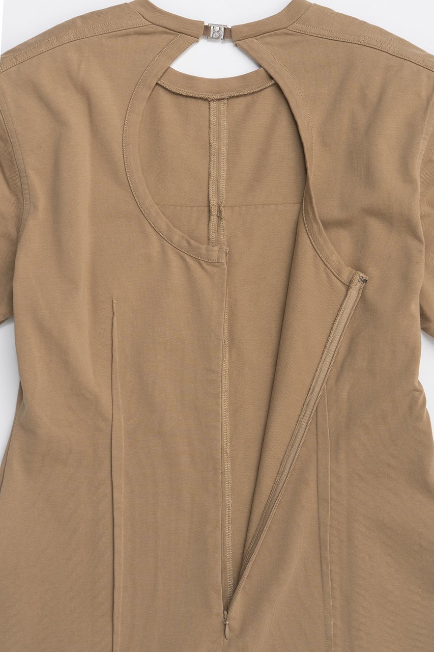 【プランク プロジェクト/PRANK PROJECT】のバックホールフォルムオーバーTEE/ Backhole Form Over Tee 人気、トレンドファッション・服の通販 founy(ファニー) ファッション Fashion レディースファッション Fashion for Women トップス・カットソー Cut & Sew Tops シャツ・ブラウス・オフィスカジュアル Elegant Blouses & Button-Ups ロングTシャツ・Tシャツ Longline T-Shirts & Tees カットソー・ベーシックTシャツ Cut-and-Sewn Tops / Stretch Tees & Basics カッティング Cutting Detail カットソー Cut and Sewn Top シェイプ Shape, Slim Fit ショート Short, Short Length スリーブ Sleeve, Long Sleeve / Short Sleeve other-8|ID: prp329100004903091 ipo3291000000036695833