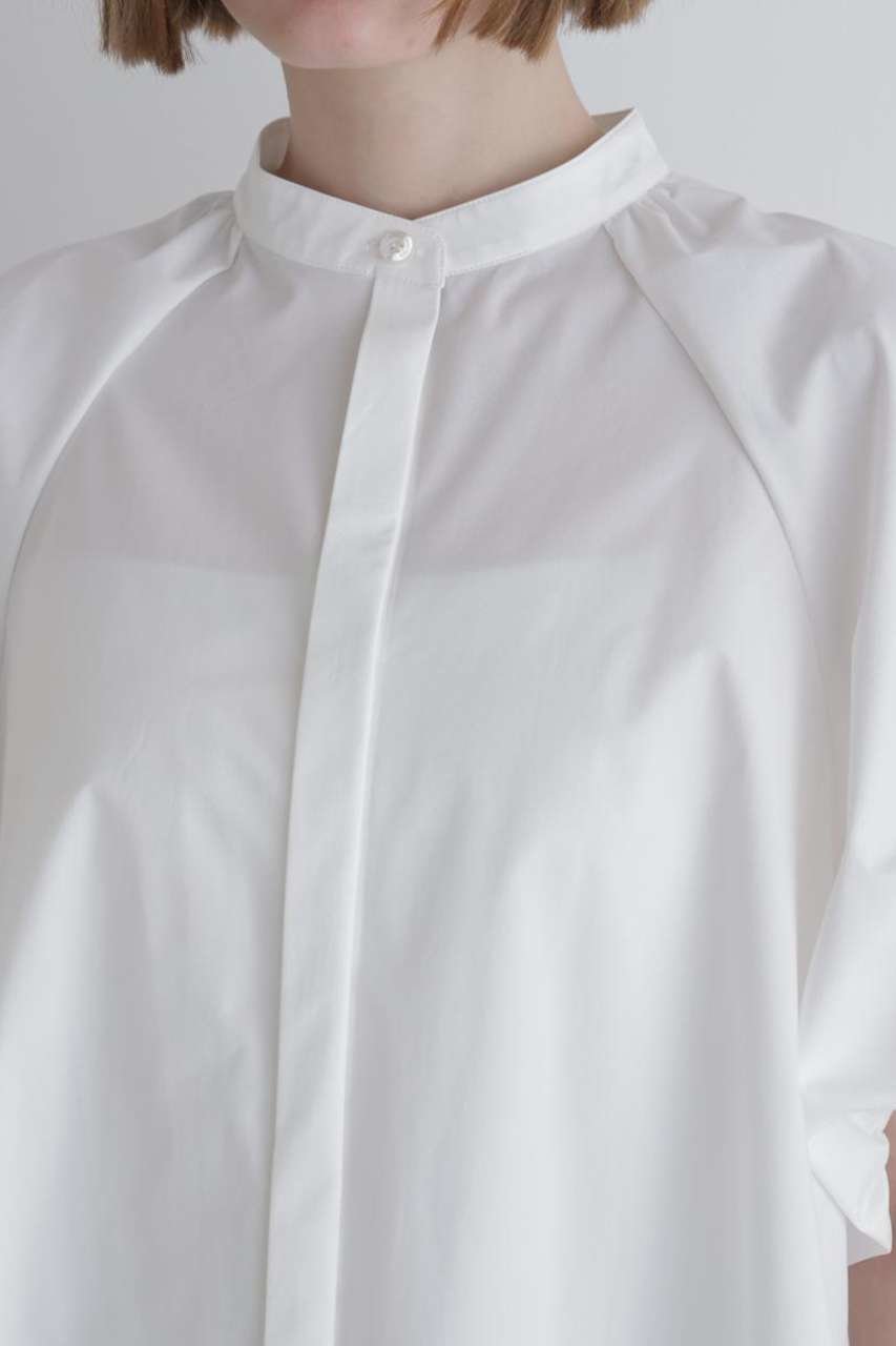 【ル フィル/LE PHIL】のギャザースリーブブラウス 人気、トレンドファッション・服の通販 founy(ファニー) 　ファッション　Fashion　レディースファッション　Fashion for Women　トップス・カットソー　Cut & Sew Tops　シャツ・ブラウス・オフィスカジュアル　Elegant Blouses & Button-Ups　クッション　Cushion, Throw Pillow　ショート　Short, Short Length　シンプル　Simple, Minimal　ストライプ　Stripe, Striped Pattern　ストレッチ　Stretch, Stretchy Fabric　スリーブ　Sleeve, Long Sleeve / Short Sleeve　タンブラー　Tumbler, Travel Mug　チュニック　Tunic, Long Top　バルーン　Balloon, Balloon Silhouette　ビッグ　Big, Oversized　フロント　Front, Front Design　新作・新入荷　New Arrivals / New In　other-7|ID: prp329100004903106 ipo3291000000036695998