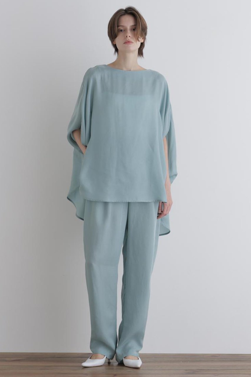 【ル フィル/LE PHIL】のキュプラツイルサークルブラウス 人気、トレンドファッション・服の通販 founy(ファニー) 　ファッション　Fashion　レディースファッション　Fashion for Women　トップス・カットソー　Cut & Sew Tops　シャツ・ブラウス・オフィスカジュアル　Elegant Blouses & Button-Ups　キュプラ　Cupro, Eco Fabric　ショート　Short, Short Length　シンプル　Simple, Minimal　スタンダード　Standard, Basic　スリーブ　Sleeve, Long Sleeve / Short Sleeve　ツイル　Twist, Twisted Detail　ドレープ　Drape, Draping Fabric　パターン　Pattern, Design Print　フォルム　Silhouette, Form　エレガント 上品　Elegant　新作・新入荷　New Arrivals / New In　other-3|ID: prp329100004903109 ipo3291000000036696020