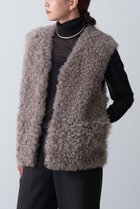 【ガリャルダガランテ/GALLARDAGALANTE】のムートンベスト 人気、トレンドファッション・服の通販 founy(ファニー) ファッション Fashion レディースファッション Fashion for Women アウター Coat / Outerwear Collection レディースジャケット・軽アウター Jackets ジャケット Jacket, Outerwear スウェット / スエット Sweatshirt, Sweatwear ベスト Vest, Waistcoat A/W・秋冬 Autumn/Winter thumbnail グレー|ID: prp329100004903269 ipo3291000000036698004