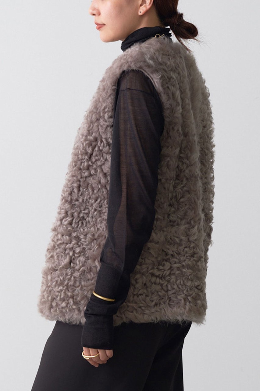 【ガリャルダガランテ/GALLARDAGALANTE】のムートンベスト 人気、トレンドファッション・服の通販 founy(ファニー) 　ファッション　Fashion　レディースファッション　Fashion for Women　アウター　Coat / Outerwear Collection　レディースジャケット・軽アウター　Jackets　ジャケット　Jacket, Outerwear　スウェット / スエット　Sweatshirt, Sweatwear　ベスト　Vest, Waistcoat　A/W・秋冬　Autumn/Winter　other-3|ID: prp329100004903269 ipo3291000000036698008