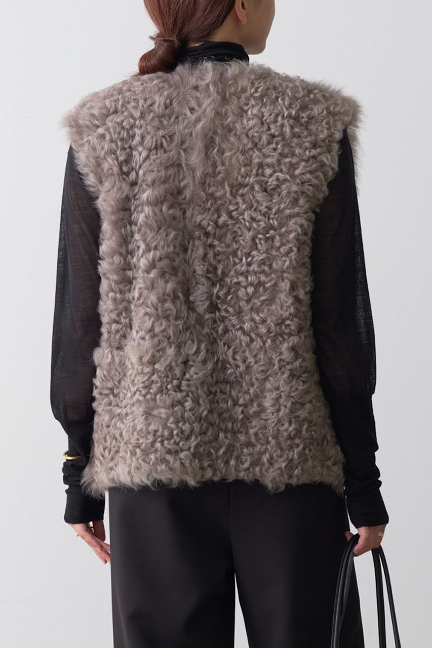 【ガリャルダガランテ/GALLARDAGALANTE】のムートンベスト 人気、トレンドファッション・服の通販 founy(ファニー) 　ファッション　Fashion　レディースファッション　Fashion for Women　アウター　Coat / Outerwear Collection　レディースジャケット・軽アウター　Jackets　ジャケット　Jacket, Outerwear　スウェット / スエット　Sweatshirt, Sweatwear　ベスト　Vest, Waistcoat　A/W・秋冬　Autumn/Winter　other-4|ID: prp329100004903269 ipo3291000000036698011