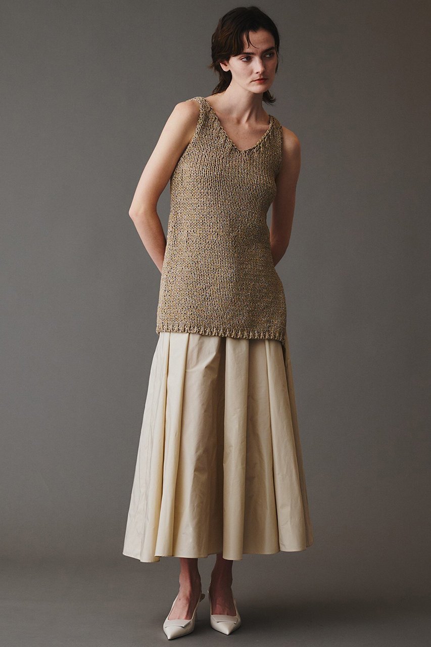 【オブリオ/AUBRIOT】のラメヤーンタンクトップ 人気、トレンドファッション・服の通販 founy(ファニー) 　ファッション　Fashion　レディースファッション　Fashion for Women　トップス・カットソー　Cut & Sew Tops　ニット　Knit Tops & Sweaters　カジュアルプルオーバー・ニットトップス　Pullovers & Knit Tops / Casual Pullovers　ジュエル　Jewel, Gemstone　ストレート　Straight, Straight Cut　スリット　Slit, Slit Detail　タンク　Tank Top, Sleeveless Top　フィット　Fit, Slim Fit　other-8|ID: prp329100004903393 ipo3291000000036699676