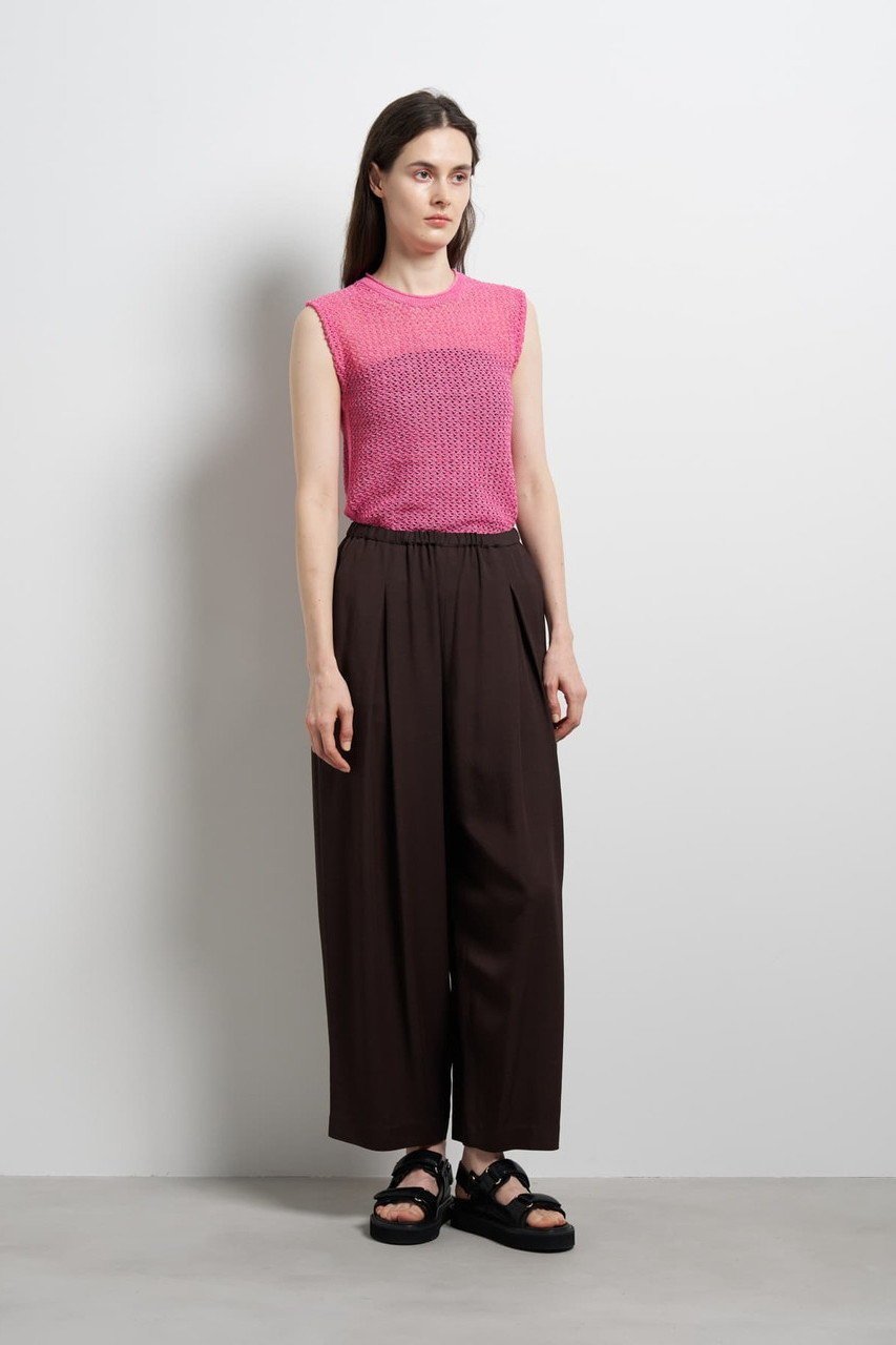 【ランバン オン ブルー/LANVIN en Bleu】のツイルタックカーブパンツ 人気、トレンドファッション・服の通販 founy(ファニー) 　ファッション　Fashion　レディースファッション　Fashion for Women　パンツ　Pants & Trousers　おすすめ　Recommended / Our Picks　クロップド　Cropped, Short Length　シンプル　Simple, Minimal　ジャケット　Jacket, Outerwear　ファブリック　Fabric, Textile　フォルム　Silhouette, Form　リネン　Linen, Linen Fabric　リラックス　Relax, Relaxed Fit　ワイド　Wide, Wide Fit　エレガント 上品　Elegant　other-6|ID: prp329100004903462 ipo3291000000036732340