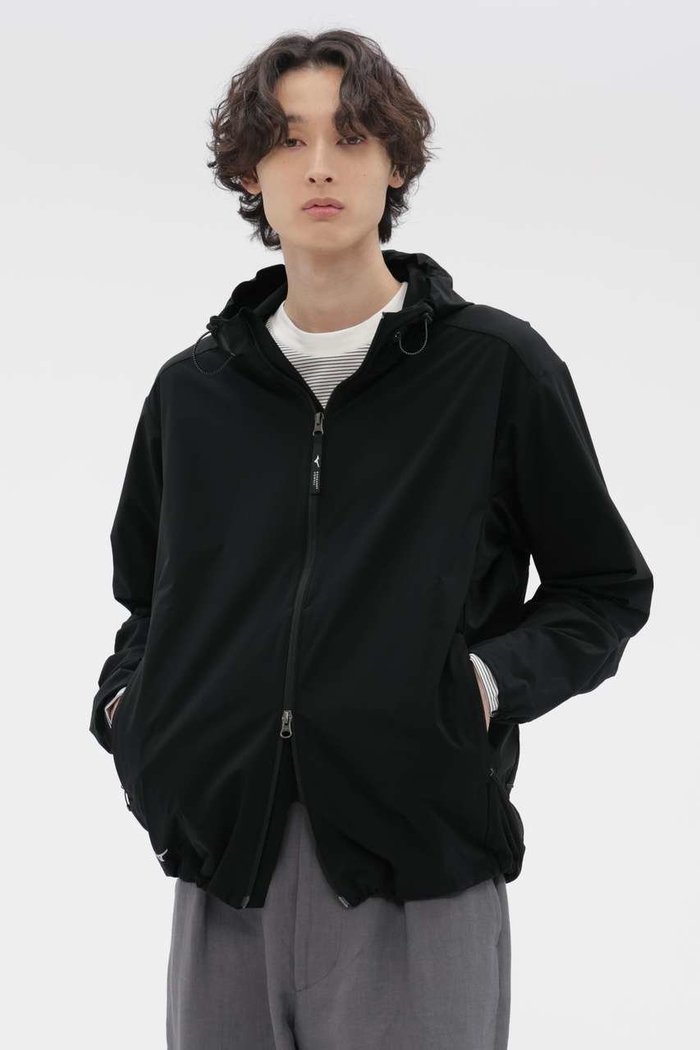 【マーガレット ハウエル/MARGARET HOWELL / MEN】のSTRETCH POLYESTER BLOUSON インテリア・キッズ・メンズ・レディースファッション・服の通販 founy(ファニー) https://founy.com/ ファッション Fashion レディースファッション Fashion for Women アウター Coat / Outerwear Collection レディースジャケット・軽アウター Jackets ブルゾンジャケット・スポーティアウター Blouson Jackets コレクション Collection, Seasonal Line ジャケット Jacket, Outerwear ストレッチ Stretch, Stretchy Fabric ブルゾン Blouson, Bomber Jacket プリント Print, Printed Pattern ポケット Pocket, Pocket Detail マーガレット Marguerite, Daisy Pattern |ID: prp329100004903660 ipo3291000000036702766