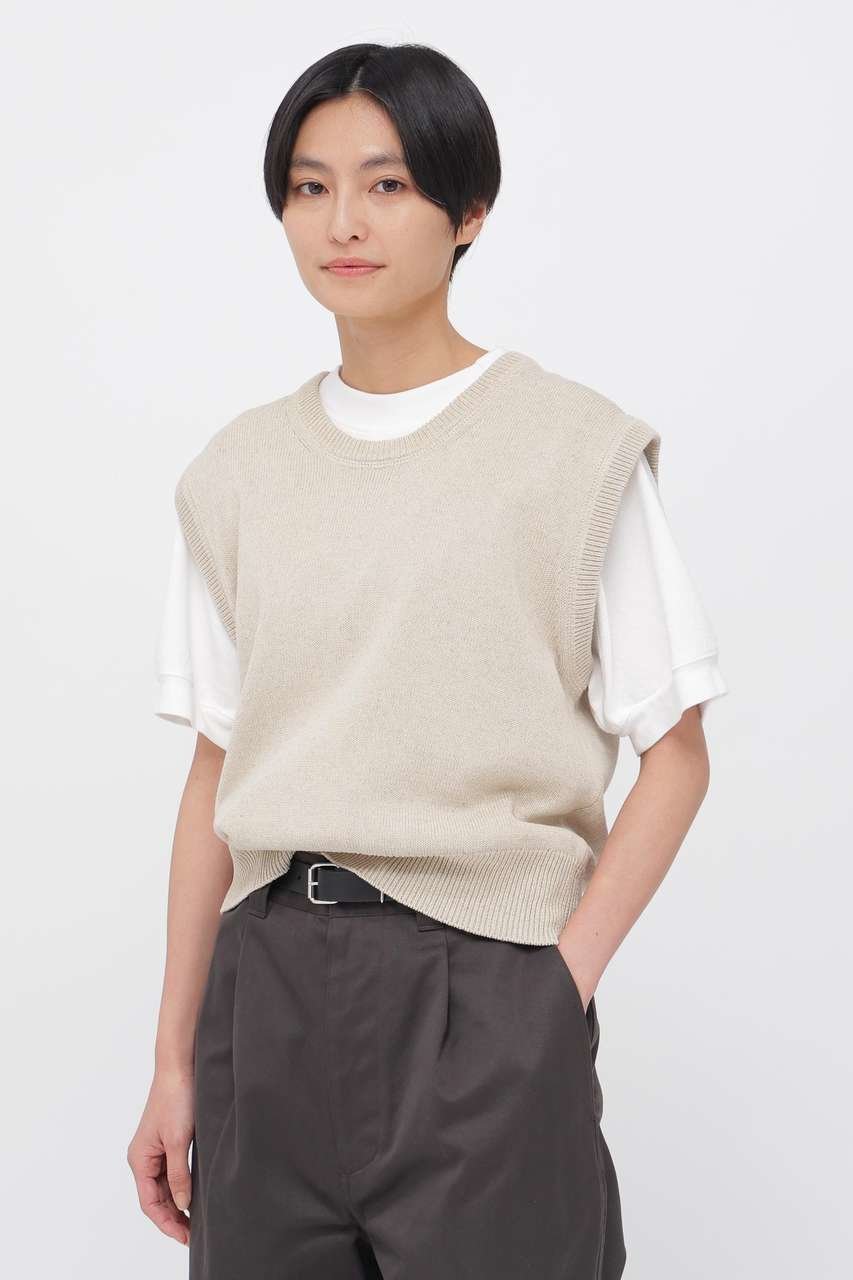 【マーガレットハウエル/MARGARET HOWELL】のBELGIAN LINEN COTTON KNITWEAR インテリア・キッズ・メンズ・レディースファッション・服の通販 founy(ファニー) 　ファッション　Fashion　レディースファッション　Fashion for Women　トップス・カットソー　Cut & Sew Tops　ニット　Knit Tops & Sweaters　カジュアルプルオーバー・ニットトップス　Pullovers & Knit Tops / Casual Pullovers　カットソー　Cut and Sewn Top　シンプル　Simple, Minimal　ベスト　Vest, Waistcoat　リネン　Linen, Linen Fabric　エレガント 上品　Elegant　新作・新入荷　New Arrivals / New In　ベージュ|ID: prp329100004903685 ipo3291000000036703041