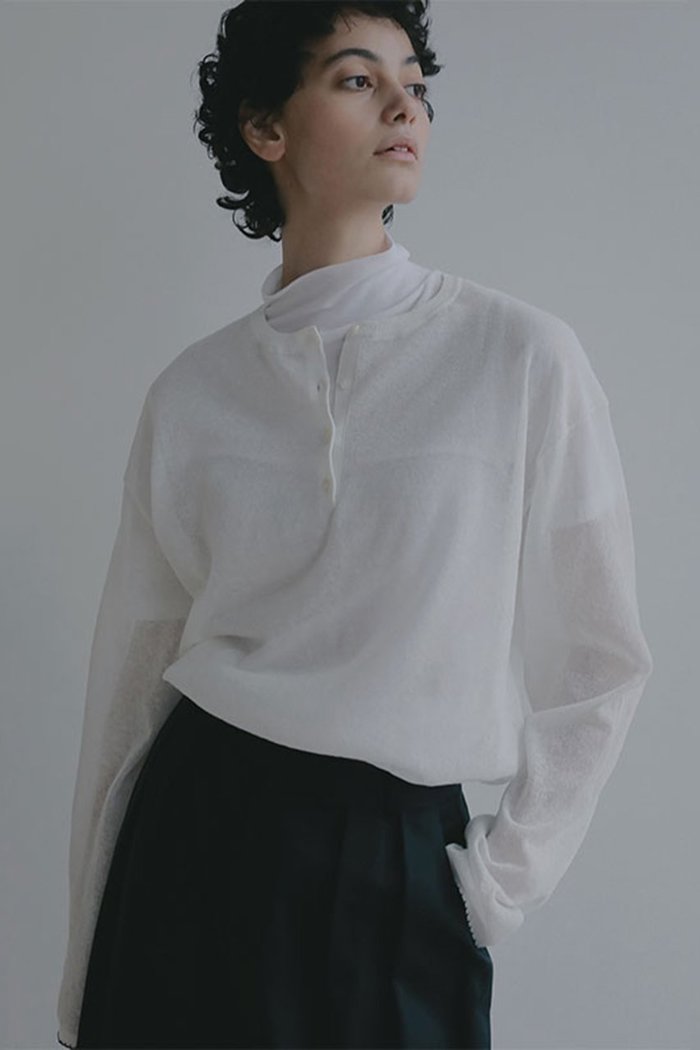 【エトレトウキョウ/ETRE TOKYO】のヘンリーネックシアーニットプルオーバー インテリア・キッズ・メンズ・レディースファッション・服の通販 founy(ファウニー) https://founy.com/ ファッション Fashion レディースファッション Fashion for Women トップス・カットソー Cut & Sew Tops ニット Knit Tops & Sweaters カジュアルプルオーバー・ニットトップス Pullovers & Knit Tops / Casual Pullovers シアー Sheer, See-Through バランス Balance, Style Balance ワイド Wide, Wide Fit 今季 This Season, Current Season 吸水 Absorbent, Quick-Dry 春 Spring |ID: prp329100004903686 ipo3291000000036703060