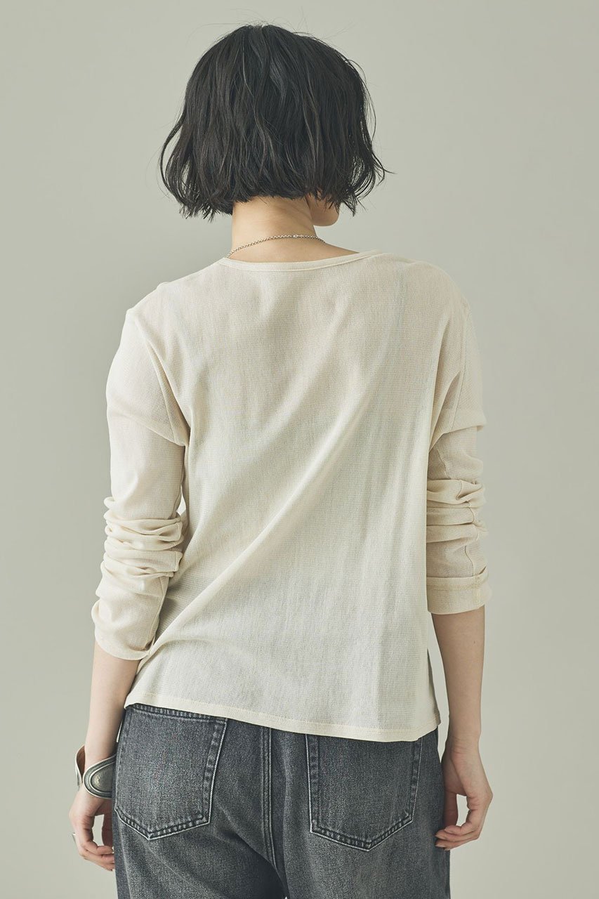 【カレンソロジー/Curensology】のチュールロングスリーブTシャツ 人気、トレンドファッション・服の通販 founy(ファニー) ファッション Fashion レディースファッション Fashion for Women トップス・カットソー Cut & Sew Tops シャツ・ブラウス・オフィスカジュアル Elegant Blouses & Button-Ups ロングTシャツ・Tシャツ Longline T-Shirts & Tees カットソー・ベーシックTシャツ Cut-and-Sewn Tops / Stretch Tees & Basics インナー Innerwear シアー Sheer, See-Through ストレッチ Stretch, Stretchy Fabric スリーブ Sleeve, Long Sleeve / Short Sleeve 人気 Popular, Best Seller フィット Fit, Slim Fit ロング Long, Long-Length 新作・新入荷 New Arrivals / New In other-4|ID: prp329100004903832 ipo3291000000036704396