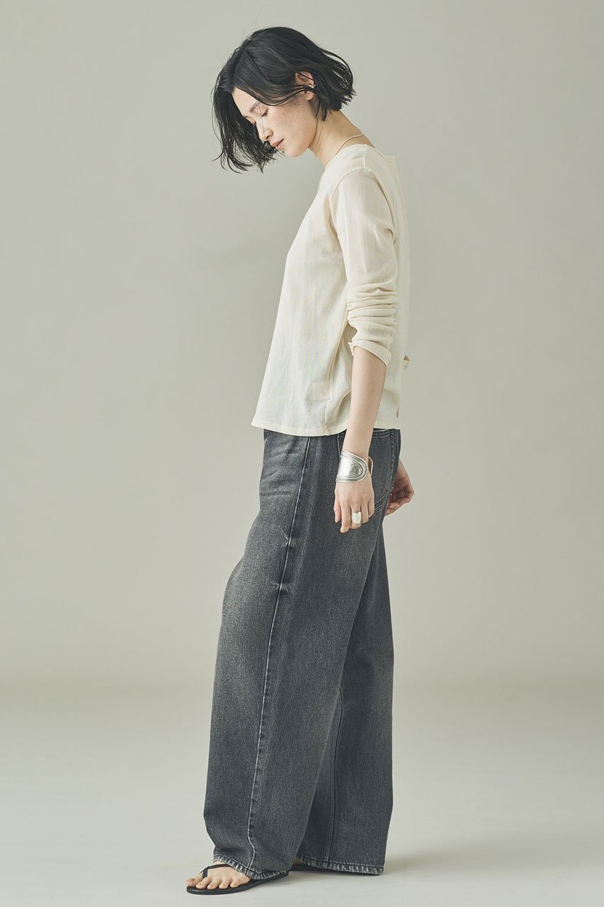 【カレンソロジー/Curensology】のチュールロングスリーブTシャツ 人気、トレンドファッション・服の通販 founy(ファニー) ファッション Fashion レディースファッション Fashion for Women トップス・カットソー Cut & Sew Tops シャツ・ブラウス・オフィスカジュアル Elegant Blouses & Button-Ups ロングTシャツ・Tシャツ Longline T-Shirts & Tees カットソー・ベーシックTシャツ Cut-and-Sewn Tops / Stretch Tees & Basics インナー Innerwear シアー Sheer, See-Through ストレッチ Stretch, Stretchy Fabric スリーブ Sleeve, Long Sleeve / Short Sleeve 人気 Popular, Best Seller フィット Fit, Slim Fit ロング Long, Long-Length 新作・新入荷 New Arrivals / New In other-6|ID: prp329100004903832 ipo3291000000036704401