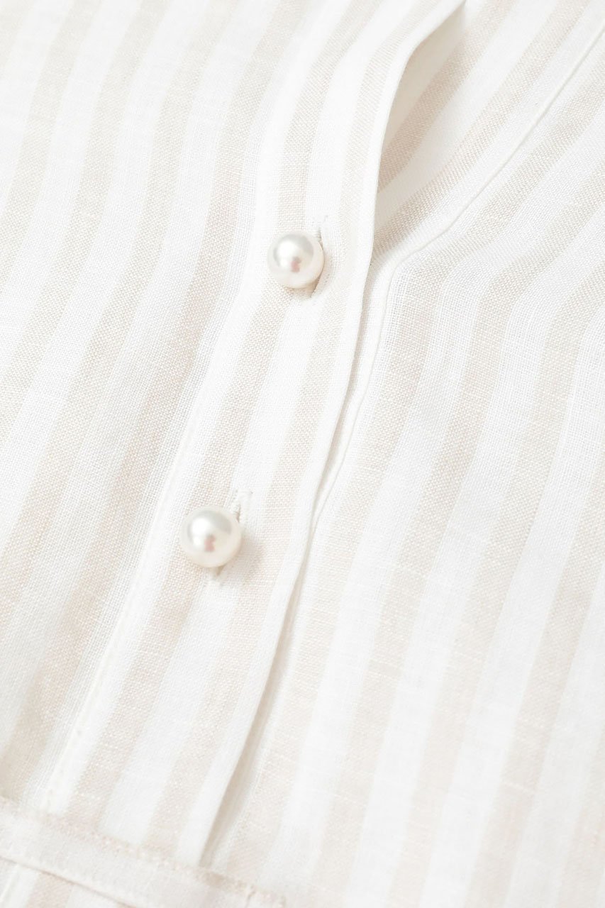 【マルティニーク/martinique】のリネンパールスキッパーシャツ 人気、トレンドファッション・服の通販 founy(ファニー) 　ファッション　Fashion　レディースファッション　Fashion for Women　トップス・カットソー　Cut & Sew Tops　シャツ・ブラウス・オフィスカジュアル　Elegant Blouses & Button-Ups　おすすめ　Recommended / Our Picks　スキッパー　Skipper, Open Collar　スリーブ　Sleeve, Long Sleeve / Short Sleeve　パール　Pearl, Pearl Accent　リネン　Linen, Linen Fabric　ロング　Long, Long-Length　夏　Summer　定番　Standard, Basic Item　新作・新入荷　New Arrivals / New In　other-6|ID: prp329100004903897 ipo3291000000036704925