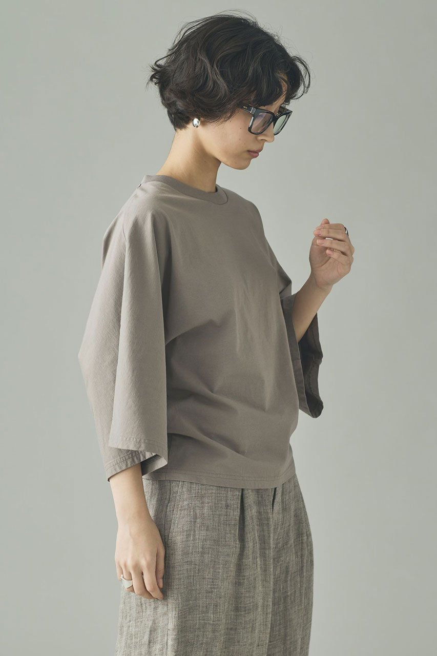 【カレンソロジー/Curensology】のドルマンナローTシャツ 人気、トレンドファッション・服の通販 founy(ファニー) 　ファッション　Fashion　レディースファッション　Fashion for Women　トップス・カットソー　Cut & Sew Tops　シャツ・ブラウス・オフィスカジュアル　Elegant Blouses & Button-Ups　ロングTシャツ・Tシャツ　Longline T-Shirts & Tees　カットソー・ベーシックTシャツ　Cut-and-Sewn Tops / Stretch Tees & Basics　なめらか　Smooth, Silky Texture　インド　Indian Textile　ショート　Short, Short Length　スリーブ　Sleeve, Long Sleeve / Short Sleeve　ダウン　Down, Puffer　other-3|ID: prp329100004904525 ipo3291000000036713114