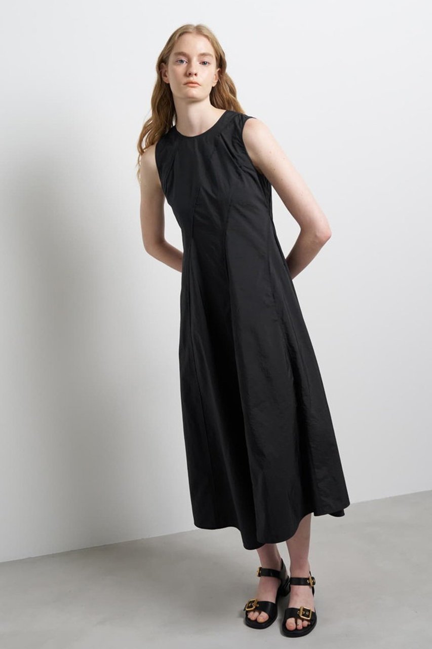 【ランバン オン ブルー/LANVIN en Bleu】のエスカルゴフレアワンピース 人気、トレンドファッション・服の通販 founy(ファニー) 　ファッション　Fashion　レディースファッション　Fashion for Women　ワンピース　Dresses　チュニック　Tunic Tops & Dresses　アンダー　Underwear Essentials　軽量　Lightweight, Ultra Light　サマー　Summer, Summer Style　シアー　Sheer, See-Through　シルク　Silk, 100% Silk　ストライプ　Stripe, Striped Pattern　タフタ　Taffeta, Structured Fabric　チュニック　Tunic, Long Top　ドレス　Dress, One-Piece　なめらか　Smooth, Silky Texture　パターン　Pattern, Design Print　ファブリック　Fabric, Textile　フレア　Flare, Flared　無地　Plain, Solid Color　リゾート　Resort, Vacation Style　リラックス　Relax, Relaxed Fit　ロング　Long, Long-Length　夏　Summer　旅行　Travel　エレガント 上品　Elegant　other-7|ID: prp329100004904600 ipo3291000000036733351