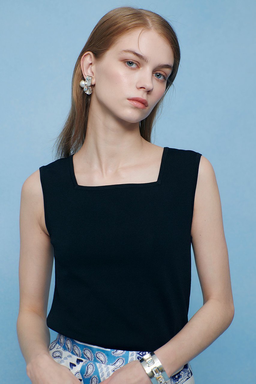 【アルアバイル/allureville】の【LOULOU WILLOUGHBY】スクエアタンク 人気、トレンドファッション・服の通販 founy(ファニー) 　ファッション　Fashion　レディースファッション　Fashion for Women　トップス・カットソー　Cut & Sew Tops　キャミソール&ノースリーブ　Camisoles & Sleeveless Tops　シャツ・ブラウス・オフィスカジュアル　Elegant Blouses & Button-Ups　ロングTシャツ・Tシャツ　Longline T-Shirts & Tees　カットソー・ベーシックTシャツ　Cut-and-Sewn Tops / Stretch Tees & Basics　インナー　Innerwear　キャミソール　Camisole, Spaghetti Strap Top　ジャケット　Jacket, Outerwear　スクエア　Square, Square Shape　タンク　Tank Top, Sleeveless Top　デコルテ　Décolleté, Neckline　エレガント 上品　Elegant　再入荷　Restock / Back in Stock　other-6|ID: prp329100004904729 ipo3291000000036714754