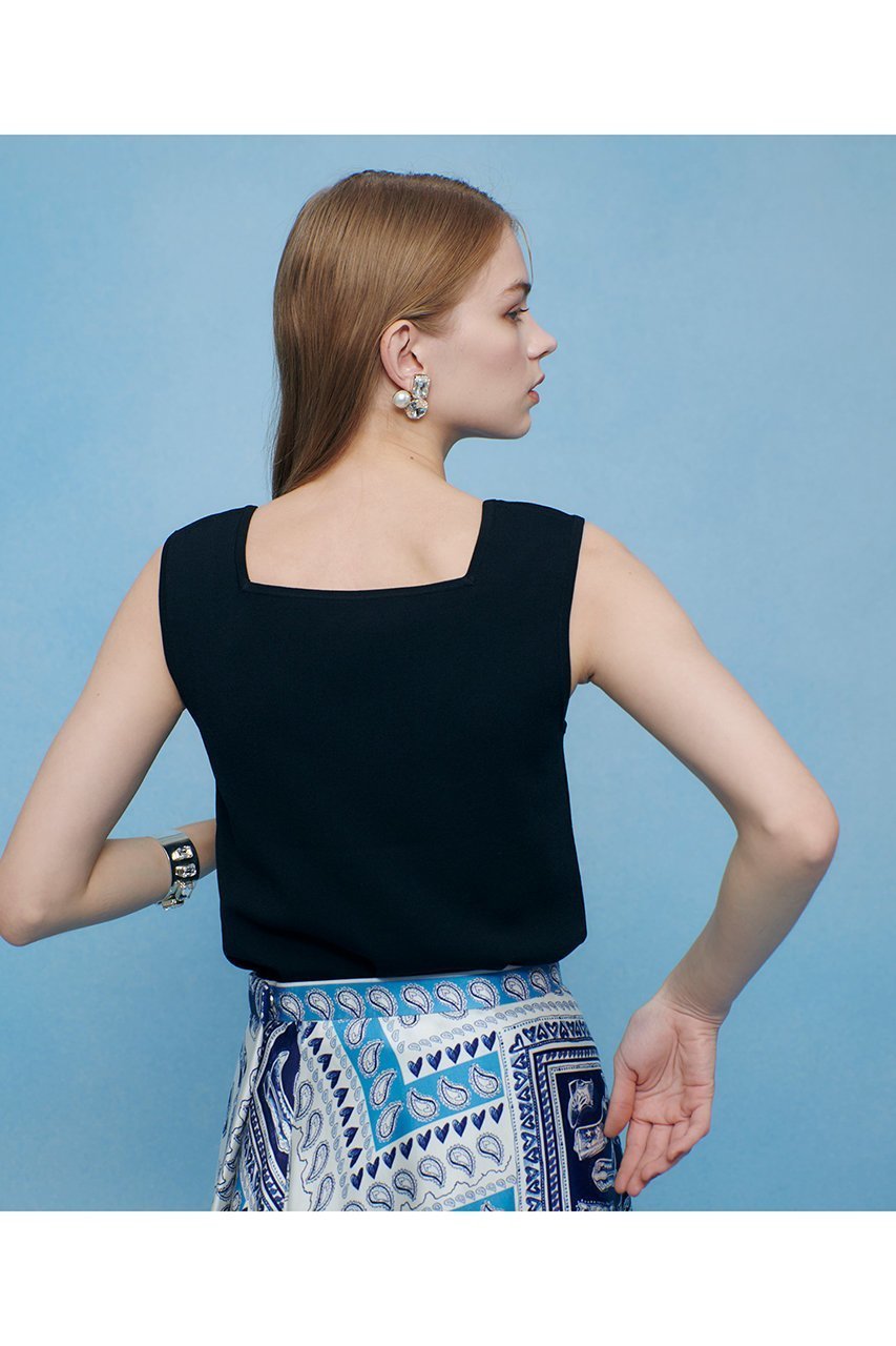 【アルアバイル/allureville】の【LOULOU WILLOUGHBY】スクエアタンク 人気、トレンドファッション・服の通販 founy(ファニー) 　ファッション　Fashion　レディースファッション　Fashion for Women　トップス・カットソー　Cut & Sew Tops　キャミソール&ノースリーブ　Camisoles & Sleeveless Tops　シャツ・ブラウス・オフィスカジュアル　Elegant Blouses & Button-Ups　ロングTシャツ・Tシャツ　Longline T-Shirts & Tees　カットソー・ベーシックTシャツ　Cut-and-Sewn Tops / Stretch Tees & Basics　インナー　Innerwear　キャミソール　Camisole, Spaghetti Strap Top　ジャケット　Jacket, Outerwear　スクエア　Square, Square Shape　タンク　Tank Top, Sleeveless Top　デコルテ　Décolleté, Neckline　エレガント 上品　Elegant　再入荷　Restock / Back in Stock　other-7|ID: prp329100004904729 ipo3291000000036714755