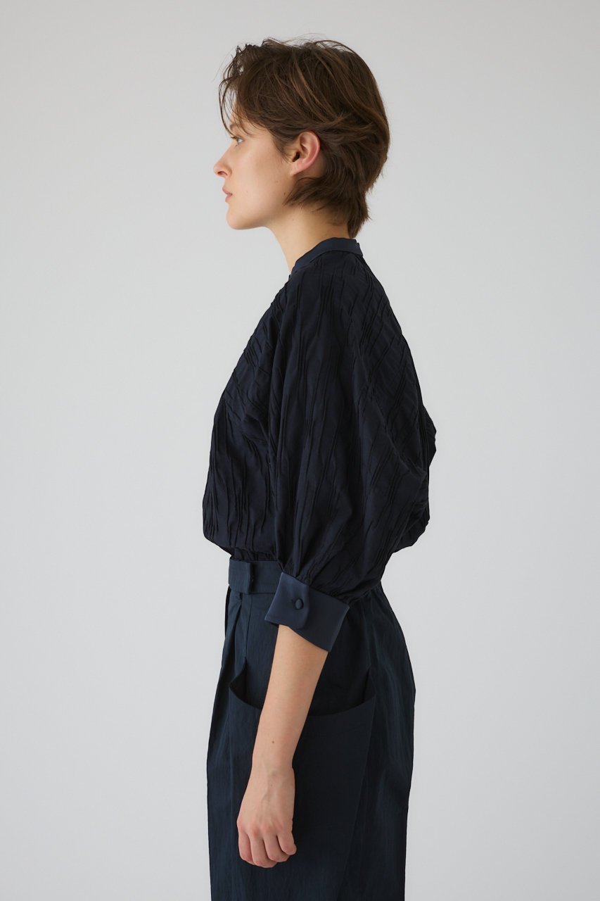 【リムアーク/RIM.ARK】のTuck pleats raglan blouse/ブラウス 人気、トレンドファッション・服の通販 founy(ファニー) 　ファッション　Fashion　レディースファッション　Fashion for Women　トップス・カットソー　Cut & Sew Tops　シャツ・ブラウス・オフィスカジュアル　Elegant Blouses & Button-Ups　おすすめ　Recommended / Our Picks　サテン　Satin, Glossy Fabric　ショート　Short, Short Length　スリーブ　Sleeve, Long Sleeve / Short Sleeve　タイトスカート　Pencil Skirt, Tight Skirt　ダウン　Down, Puffer　デニム　Denim, Jeans Material　ネックレス　Necklace, Pendant Necklace　モダン　Modern, Contemporary　リュクス　Luxury, Elegant, High-End, Chic　エレガント 上品　Elegant　other-2|ID: prp329100004904745 ipo3291000000036746749