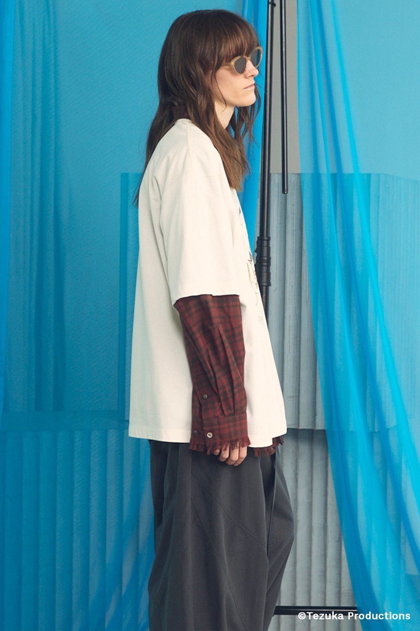 【メゾンスペシャル/MAISON SPECIAL】の【UNISEX】【TEZUKA CHARACTERS for MAISON SPECIAL】- JUNGLE EMPEROR LEO - Prime-Over Crew Neck Graphic T-Shirt/- ジャングル大帝レオ - プライムオーバークルーネックグラフィックTシャツ 人気、トレンドファッション・服の通販 founy(ファニー) ファッション Fashion レディースファッション Fashion for Women トップス・カットソー Cut & Sew Tops シャツ・ブラウス・オフィスカジュアル Elegant Blouses & Button-Ups ロングTシャツ・Tシャツ Longline T-Shirts & Tees カットソー・ベーシックTシャツ Cut-and-Sewn Tops / Stretch Tees & Basics イラスト Illustration インナー Innerwear カットソー Cut and Sewn Top キャラクター Character, Licensed Characters グラフィック Graphic, Graphic Design ショルダー Shoulder, Shoulder Strap ショート Short, Short Length シルケット Silket, Silky Cotton シンプル Simple, Minimal スリーブ Sleeve, Long Sleeve / Short Sleeve ドロップ Drop Shoulder, Dropped Style 定番 Standard, Basic Item バランス Balance, Style Balance パターン Pattern, Design Print フィット Fit, Slim Fit プリント Print, Printed Pattern ユニセックス Unisex, Genderless エレガント 上品 Elegant other-5|ID: prp329100004904897 ipo3291000000036716468