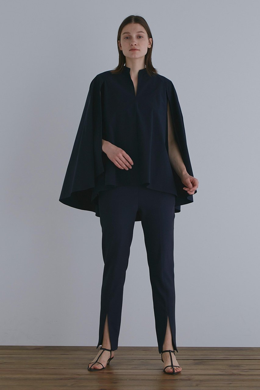 【ル フィル/LE PHIL】の《LE PHIL》SOLOTEX ブロードケープブラウス 人気、トレンドファッション・服の通販 founy(ファニー) 　ファッション　Fashion　レディースファッション　Fashion for Women　トップス・カットソー　Cut & Sew Tops　シャツ・ブラウス・オフィスカジュアル　Elegant Blouses & Button-Ups　エレガント 上品　Elegant　ショート　Short, Short Length　スタンダード　Standard, Basic　ストレッチ　Stretch, Stretchy Fabric　スリット　Slit, Slit Detail　スリーブ　Sleeve, Long Sleeve / Short Sleeve　ワイド　Wide, Wide Fit　other-3|ID: prp329100004904903 ipo3291000000036746964