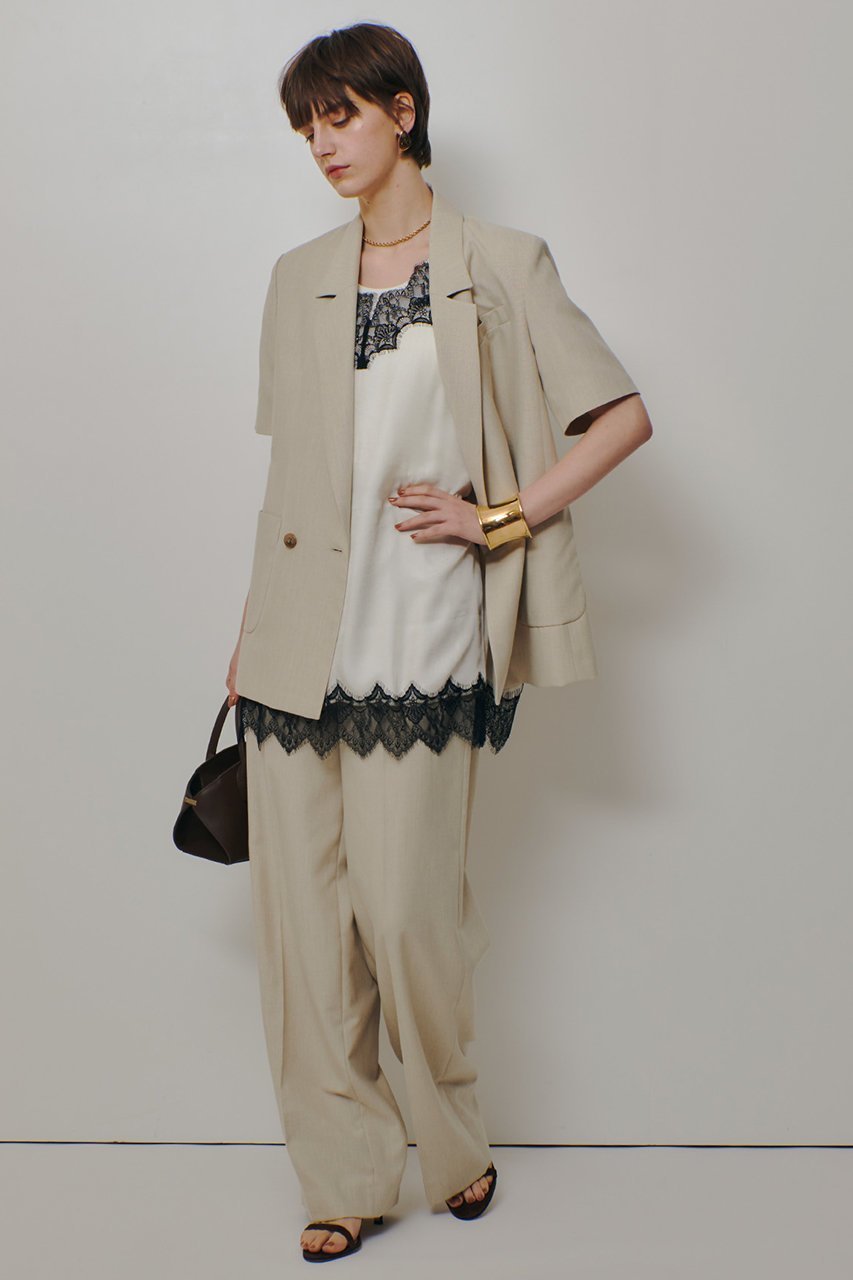 【アルアバイル/allureville】のレースキャミ 人気、トレンドファッション・服の通販 founy(ファニー) 　ファッション　Fashion　レディースファッション　Fashion for Women　トップス・カットソー　Cut & Sew Tops　キャミソール&ノースリーブ　Camisoles & Sleeveless Tops　シャツ・ブラウス・オフィスカジュアル　Elegant Blouses & Button-Ups　おすすめ　Recommended / Our Picks　インナー　Innerwear　キャミ　Camisole, Cami Top　キャミソール　Camisole, Spaghetti Strap Top　シンプル　Simple, Minimal　ジャケット　Jacket, Outerwear　タンク　Tank Top, Sleeveless Top　ノースリーブ　Sleeveless, No-Sleeve　リュクス　Luxury, Elegant, High-End, Chic　レース　Lace, Lace Fabric　other-6|ID: prp329100004904909 ipo3291000000036716589