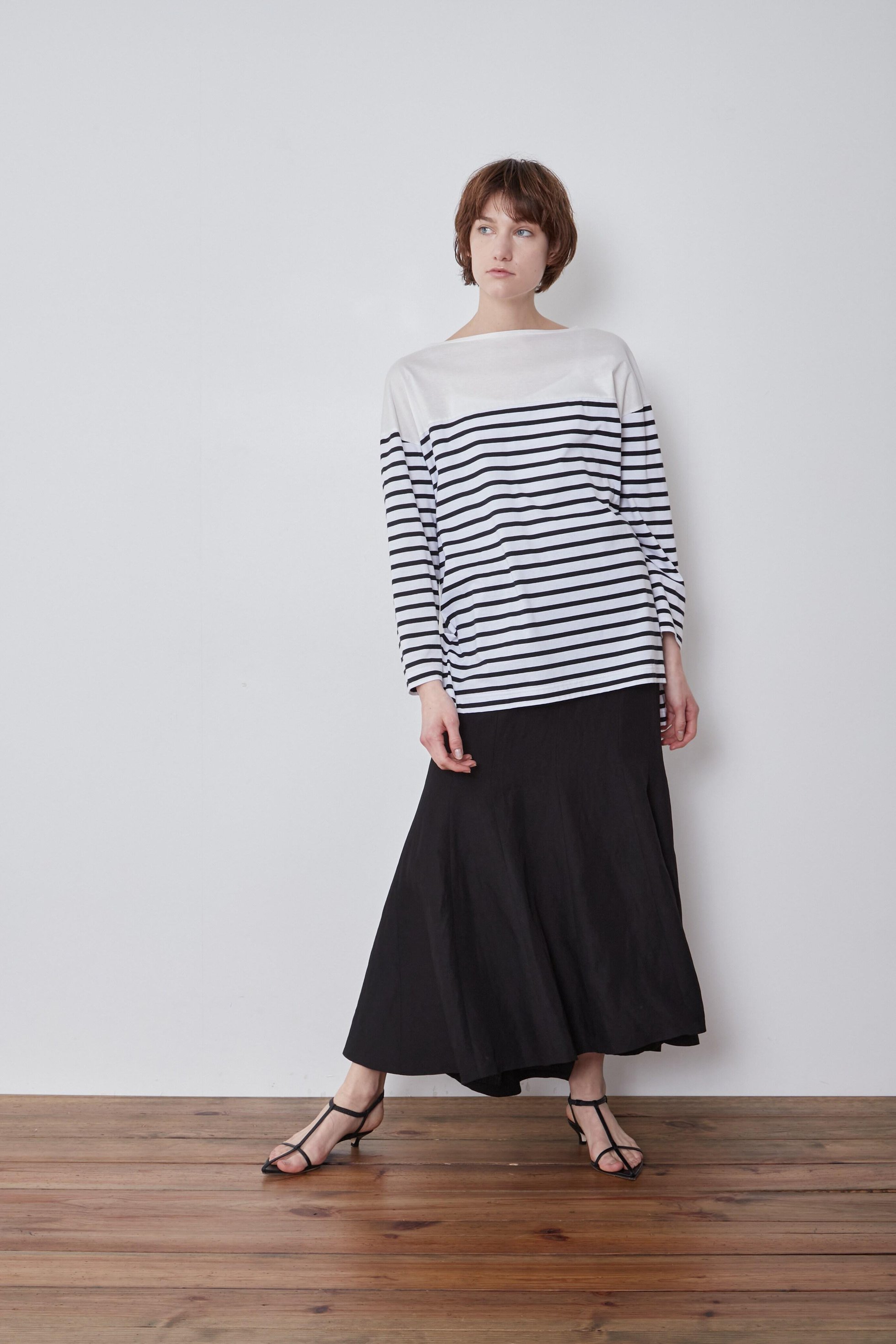 【ル フィル/LE PHIL】のビッグストライブT 人気、トレンドファッション・服の通販 founy(ファニー) 　ファッション　Fashion　レディースファッション　Fashion for Women　トップス・カットソー　Cut & Sew Tops　シャツ・ブラウス・オフィスカジュアル　Elegant Blouses & Button-Ups　ロングTシャツ・Tシャツ　Longline T-Shirts & Tees　カットソー・ベーシックTシャツ　Cut-and-Sewn Tops / Stretch Tees & Basics　スタンダード　Standard, Basic　スリット　Slit, Slit Detail　スリーブ　Sleeve, Long Sleeve / Short Sleeve　バランス　Balance, Style Balance　ボーダー　Border, Stripe　ロング　Long, Long-Length　再入荷　Restock / Back in Stock　other-3|ID: prp329100004904949 ipo3291000000036716938