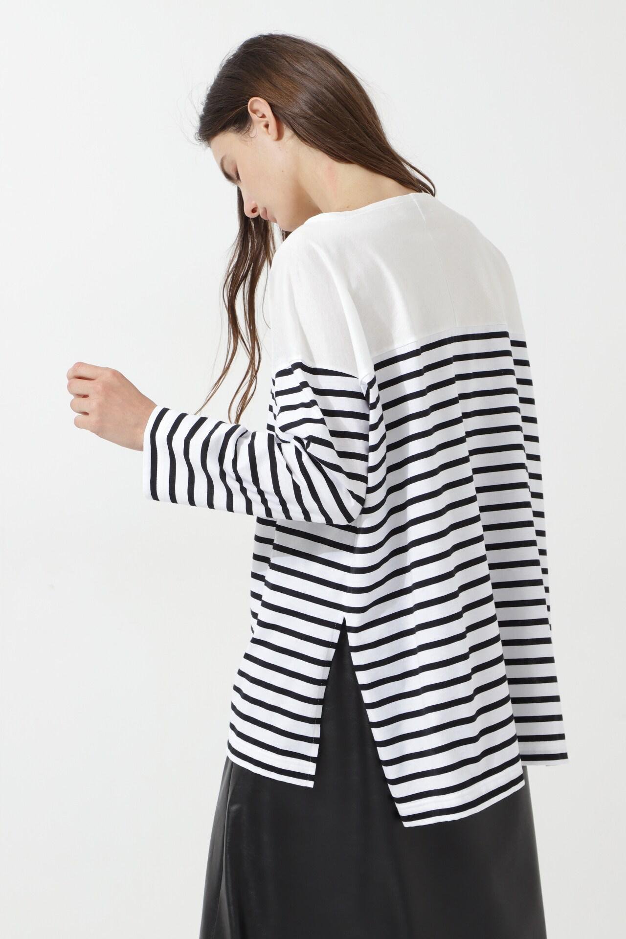 【ル フィル/LE PHIL】のビッグストライブT 人気、トレンドファッション・服の通販 founy(ファニー) 　ファッション　Fashion　レディースファッション　Fashion for Women　トップス・カットソー　Cut & Sew Tops　シャツ・ブラウス・オフィスカジュアル　Elegant Blouses & Button-Ups　ロングTシャツ・Tシャツ　Longline T-Shirts & Tees　カットソー・ベーシックTシャツ　Cut-and-Sewn Tops / Stretch Tees & Basics　スタンダード　Standard, Basic　スリット　Slit, Slit Detail　スリーブ　Sleeve, Long Sleeve / Short Sleeve　バランス　Balance, Style Balance　ボーダー　Border, Stripe　ロング　Long, Long-Length　再入荷　Restock / Back in Stock　other-8|ID: prp329100004904949 ipo3291000000036716943